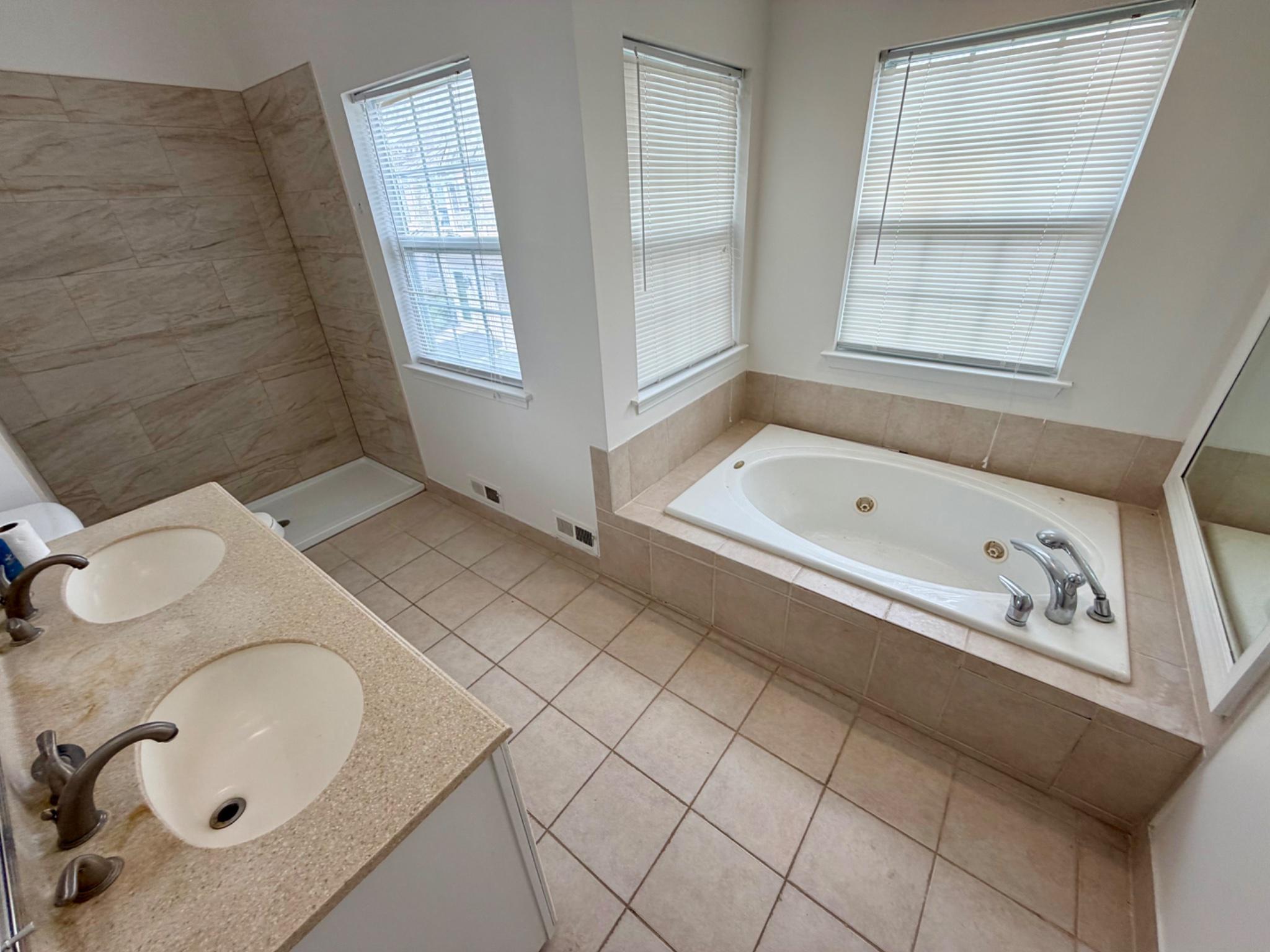 113 Broadleaf Pl Property Photo 21