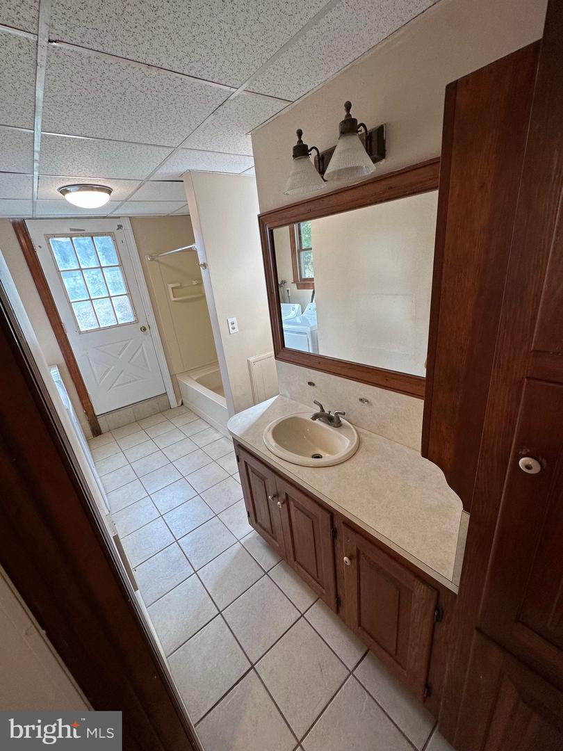 104 S Limekiln Pike Property Photo 11