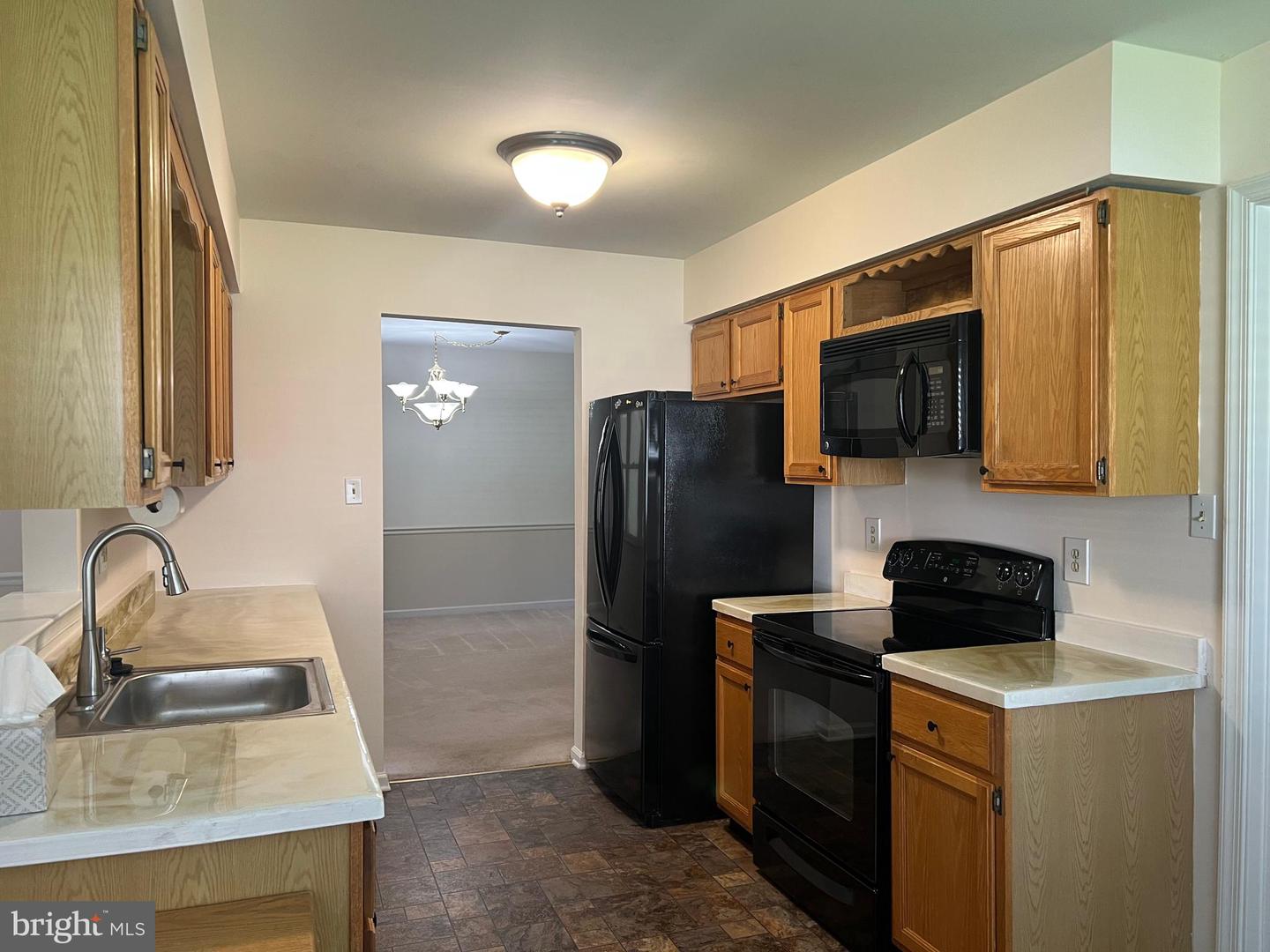 3576 Windridge Dr Property Photo 8