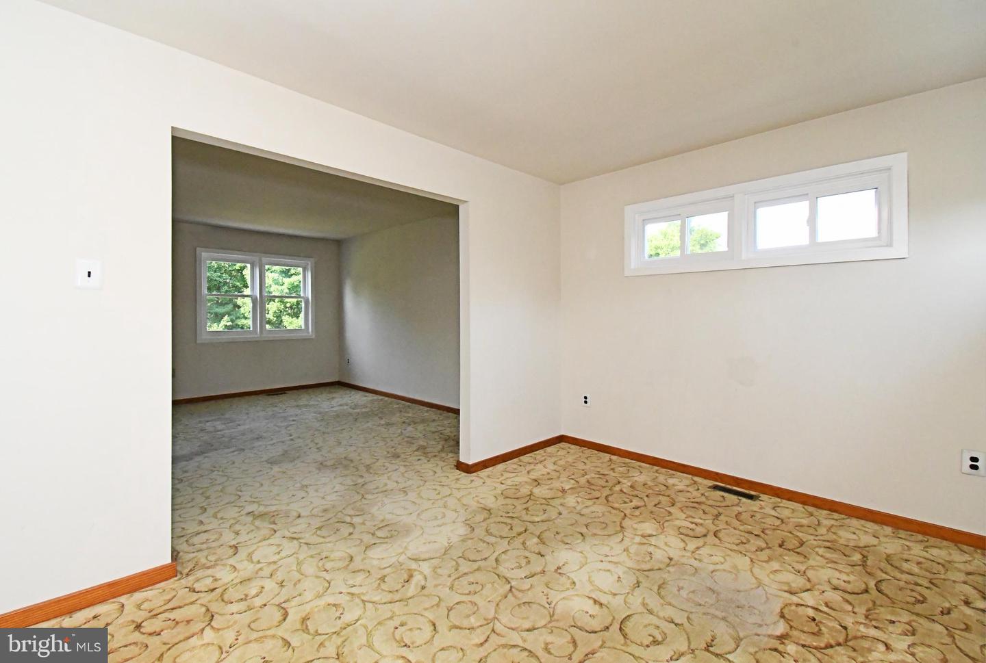 1601 Clark Dr Property Photo 29