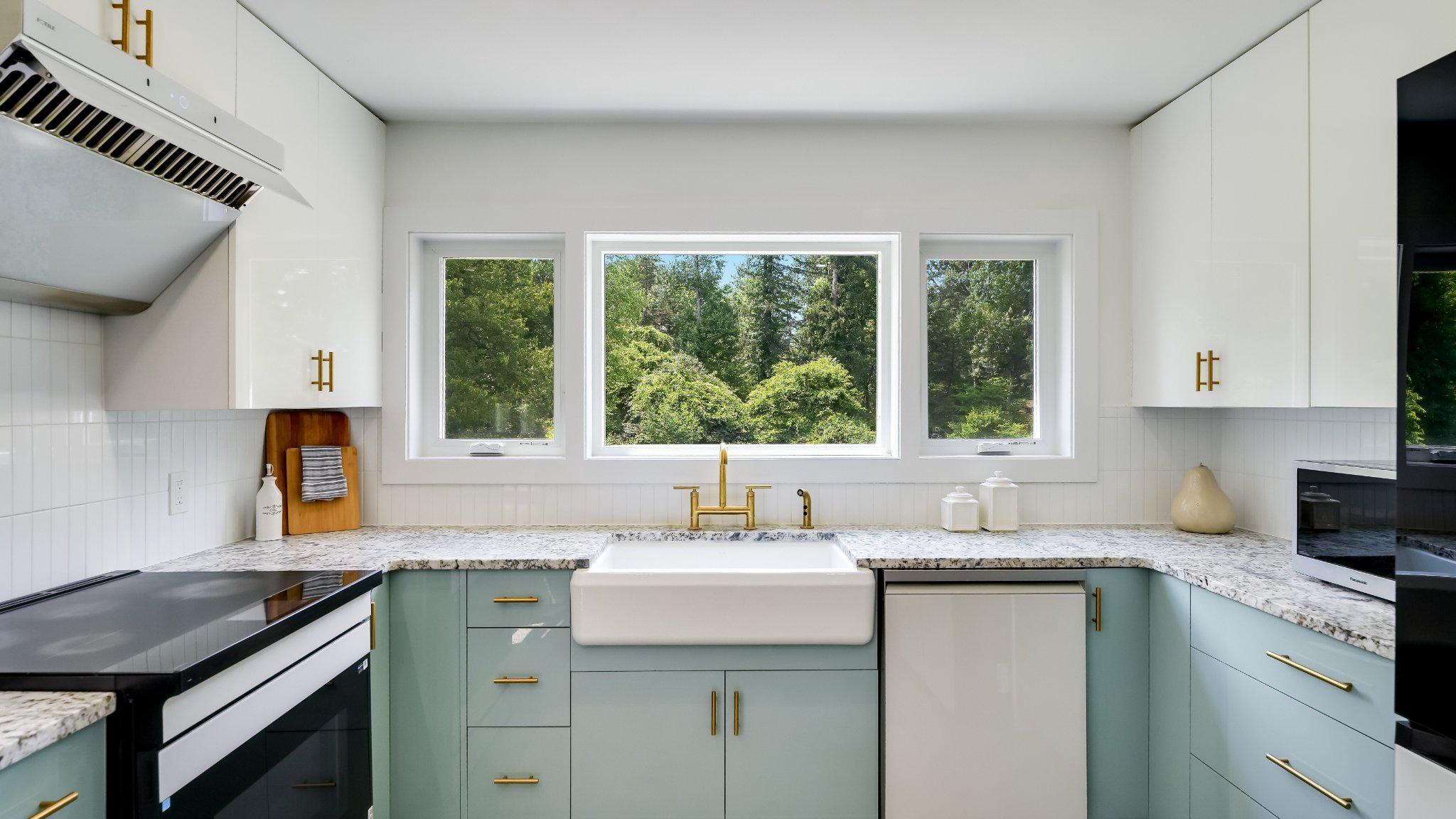 6795 Chapel Rd Property Photo 12
