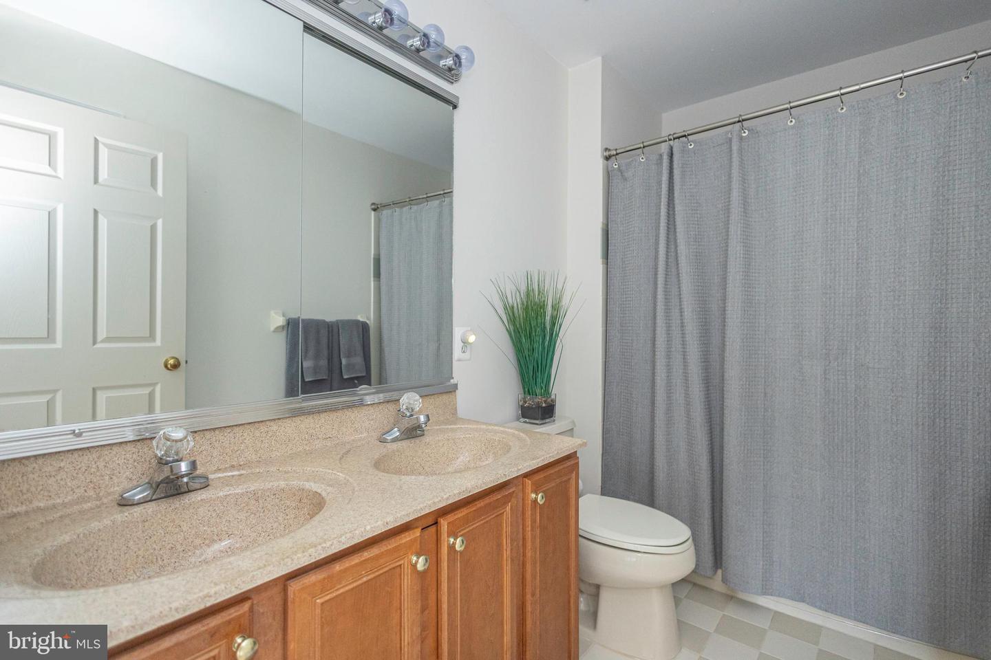 2062 Silverwood Dr Property Photo 43