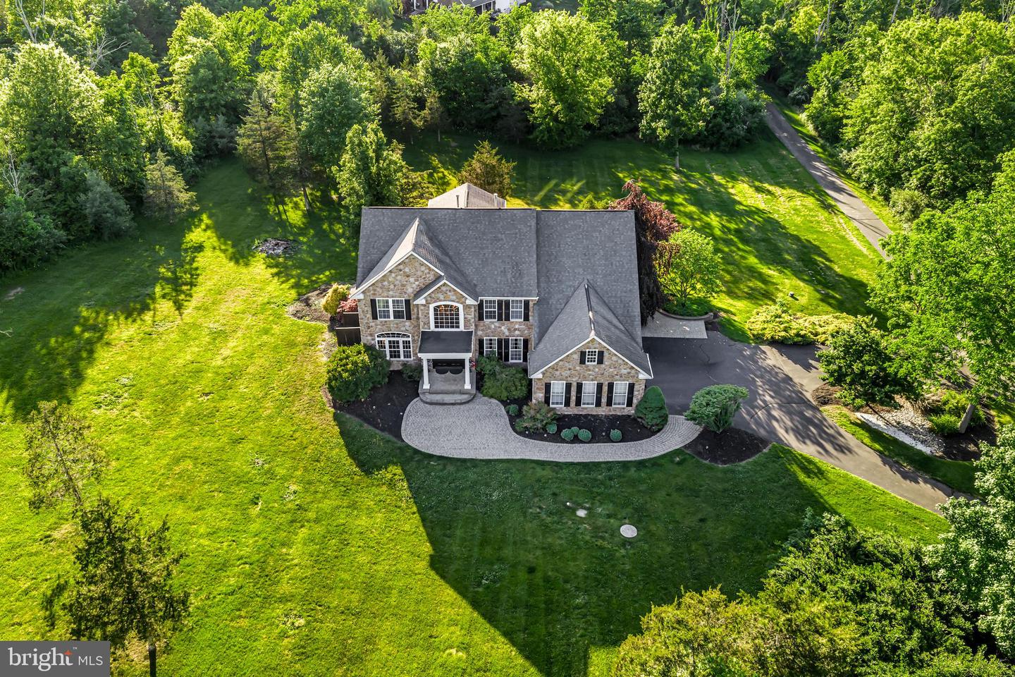 6723 POINT PLEASANT PIKE