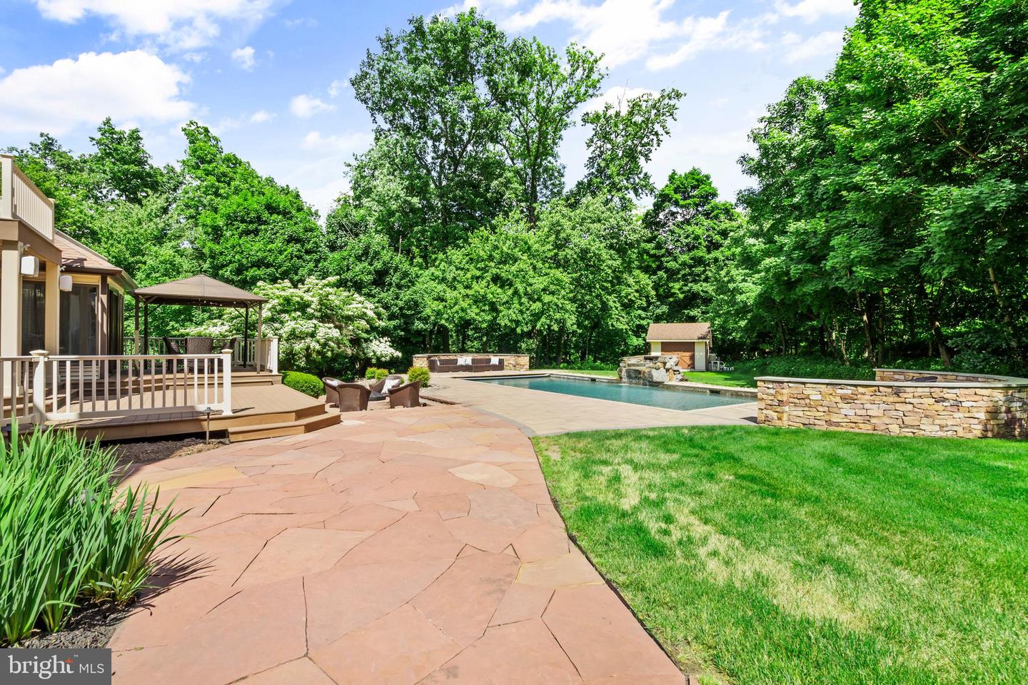 500 Deerfield Ln Property Photo 59