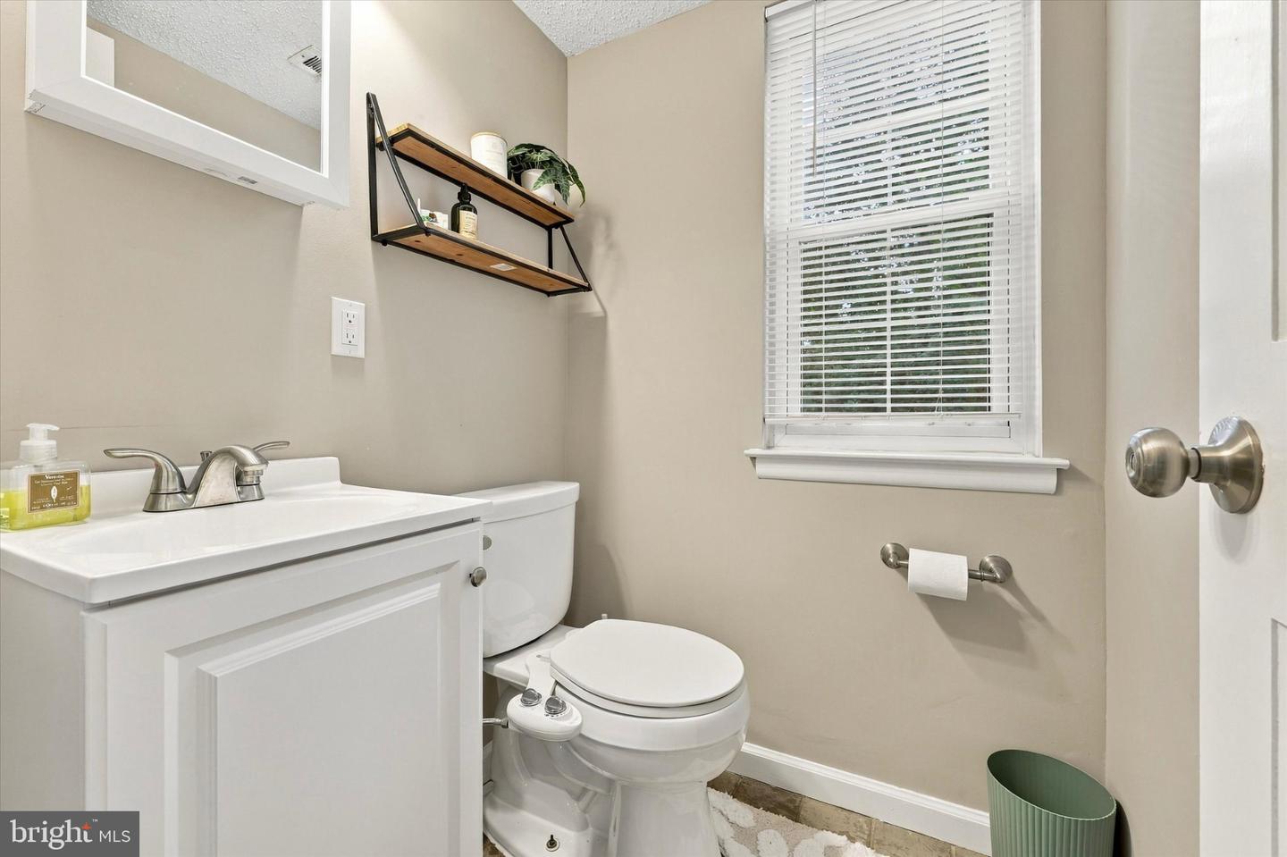 1368 Arundel Way Property Photo 19