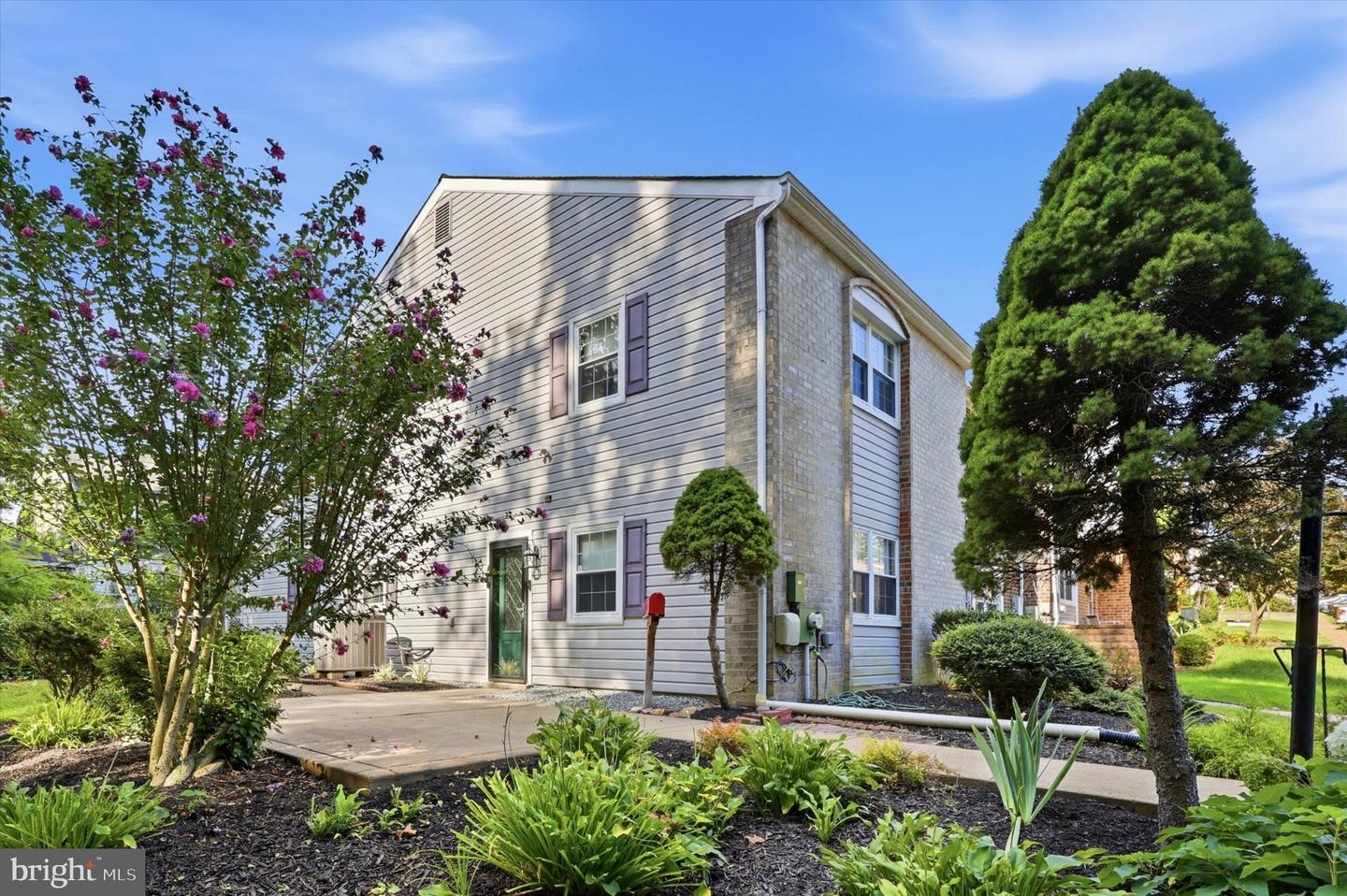 1368 Arundel Way Property Photo 33
