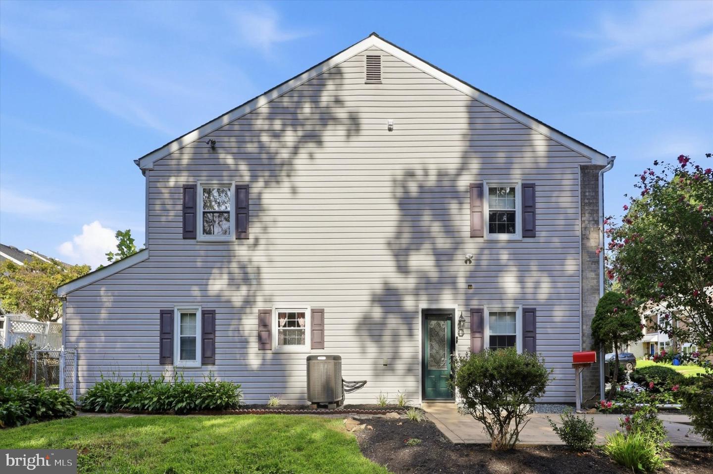 1368 Arundel Way Property Photo 34
