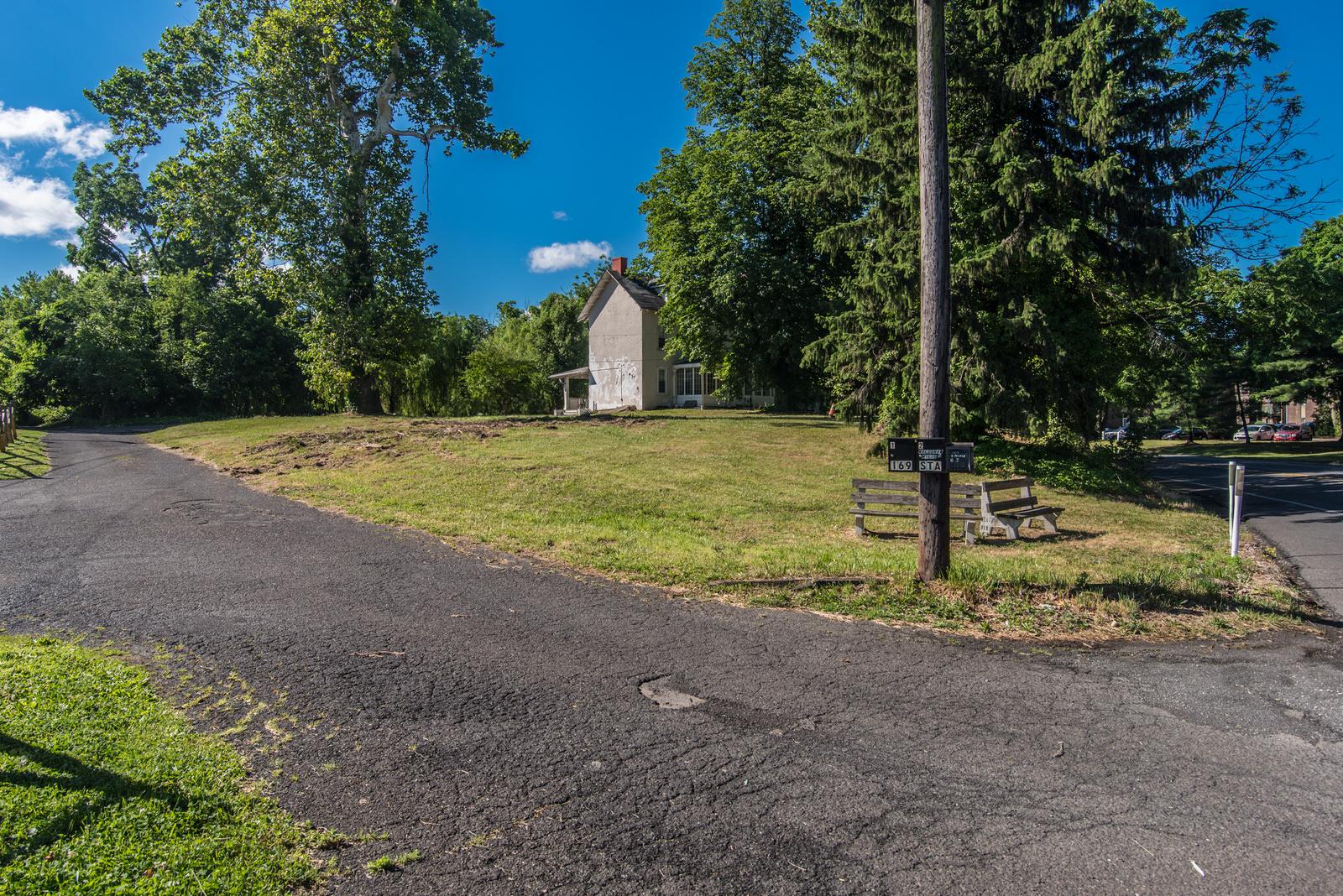 169 STATE RD