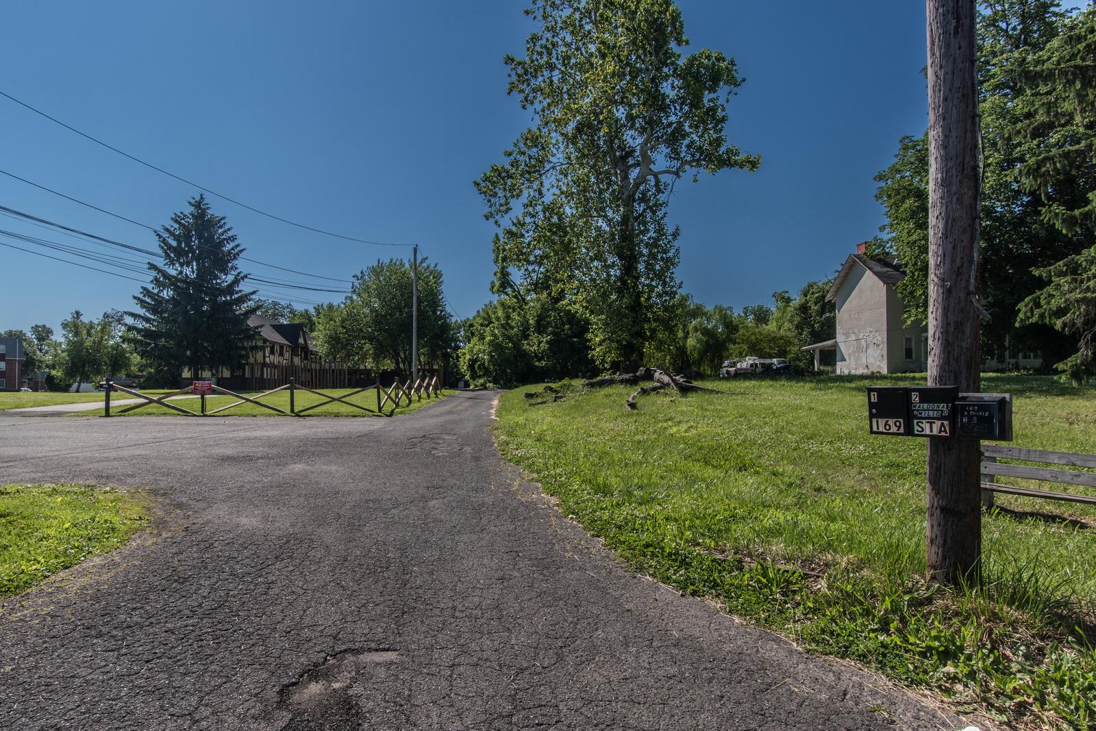 169 State Rd Property Photo 2
