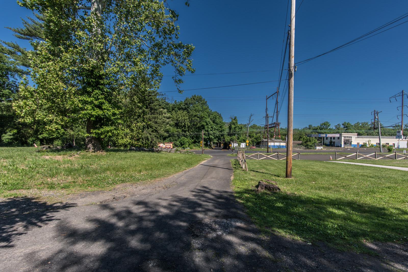169 State Rd Property Photo 3