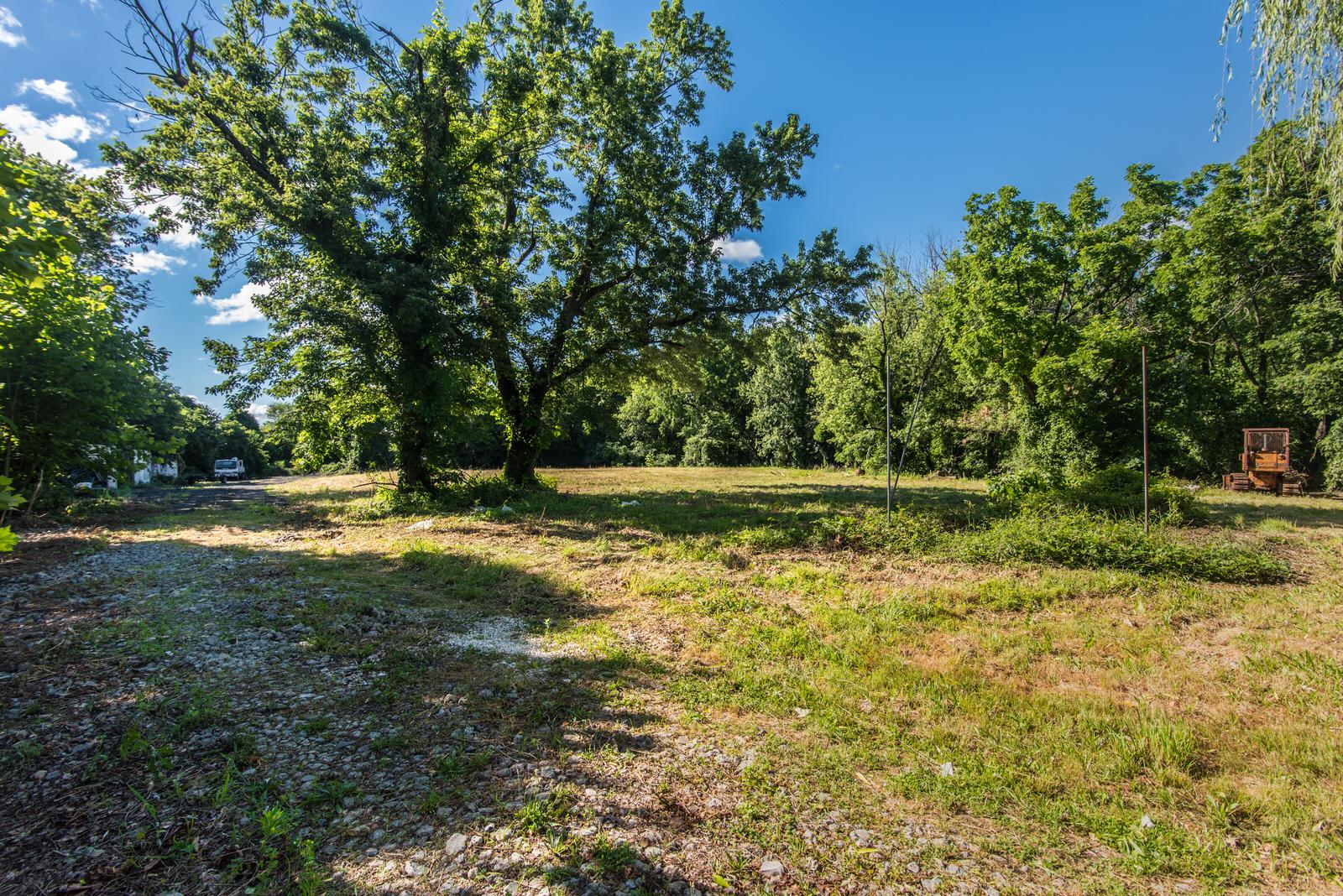 169 State Rd Property Photo 9