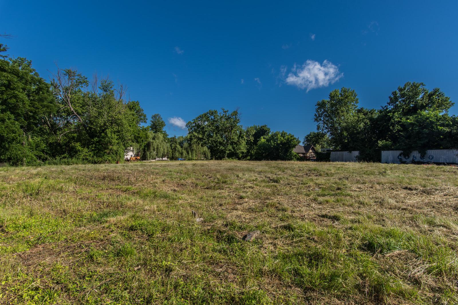 169 State Rd Property Photo 15