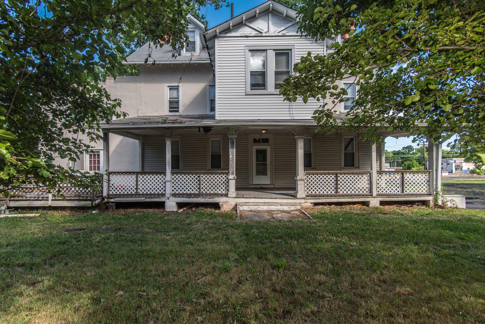 169 State Rd Property Photo 22