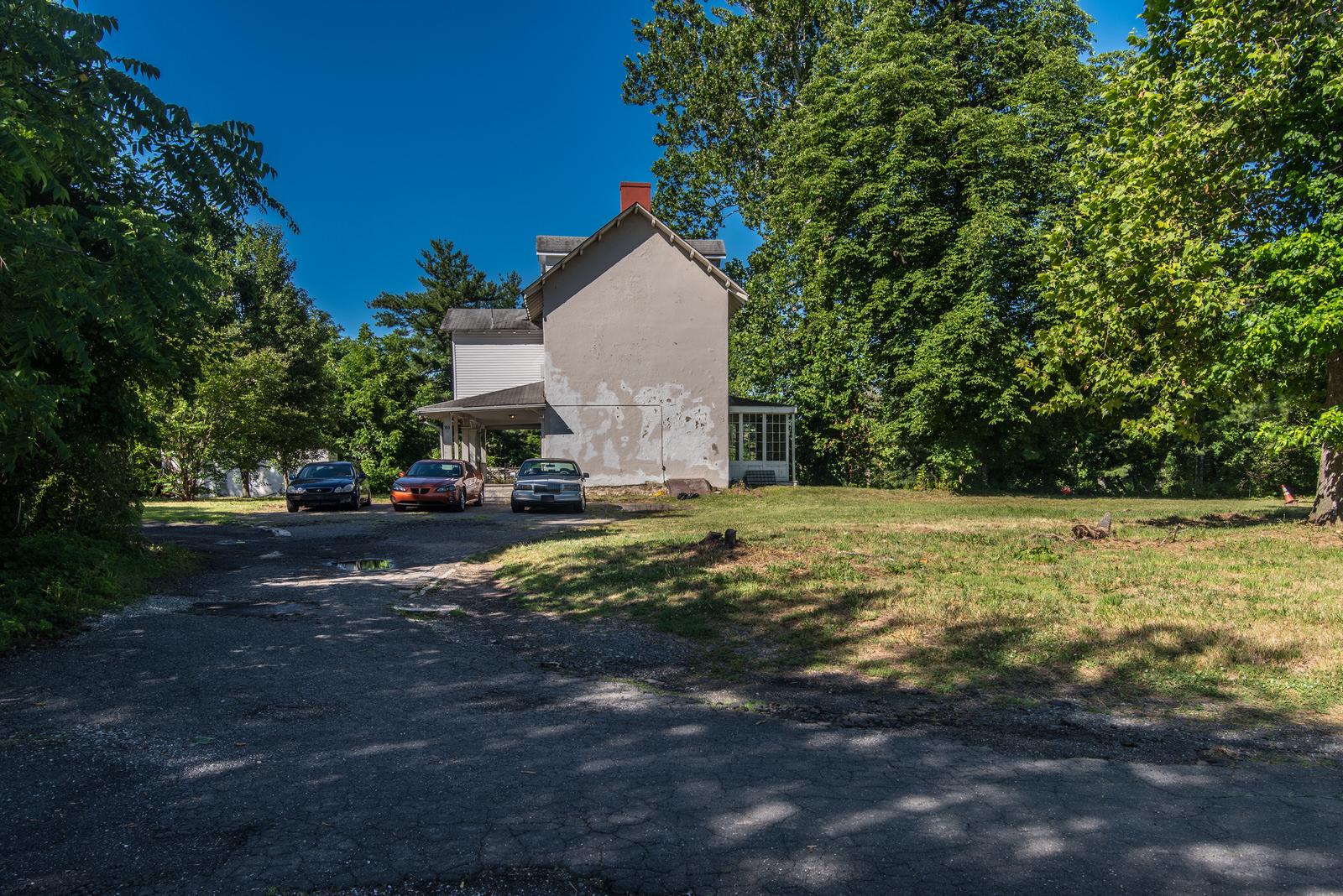 169 State Rd Property Photo 24