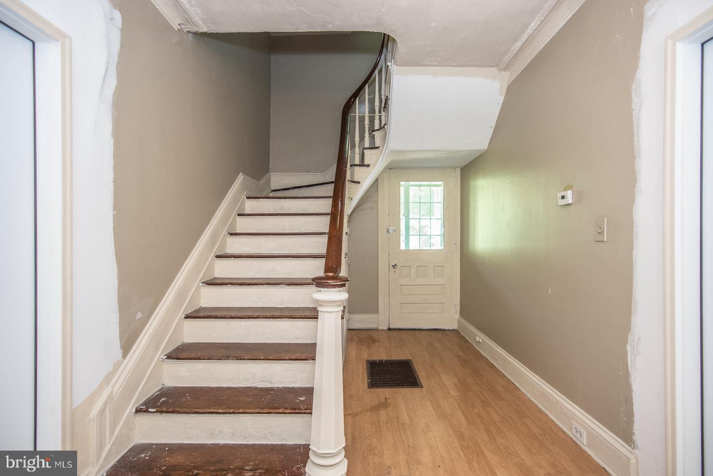 169 State Rd Property Photo 37