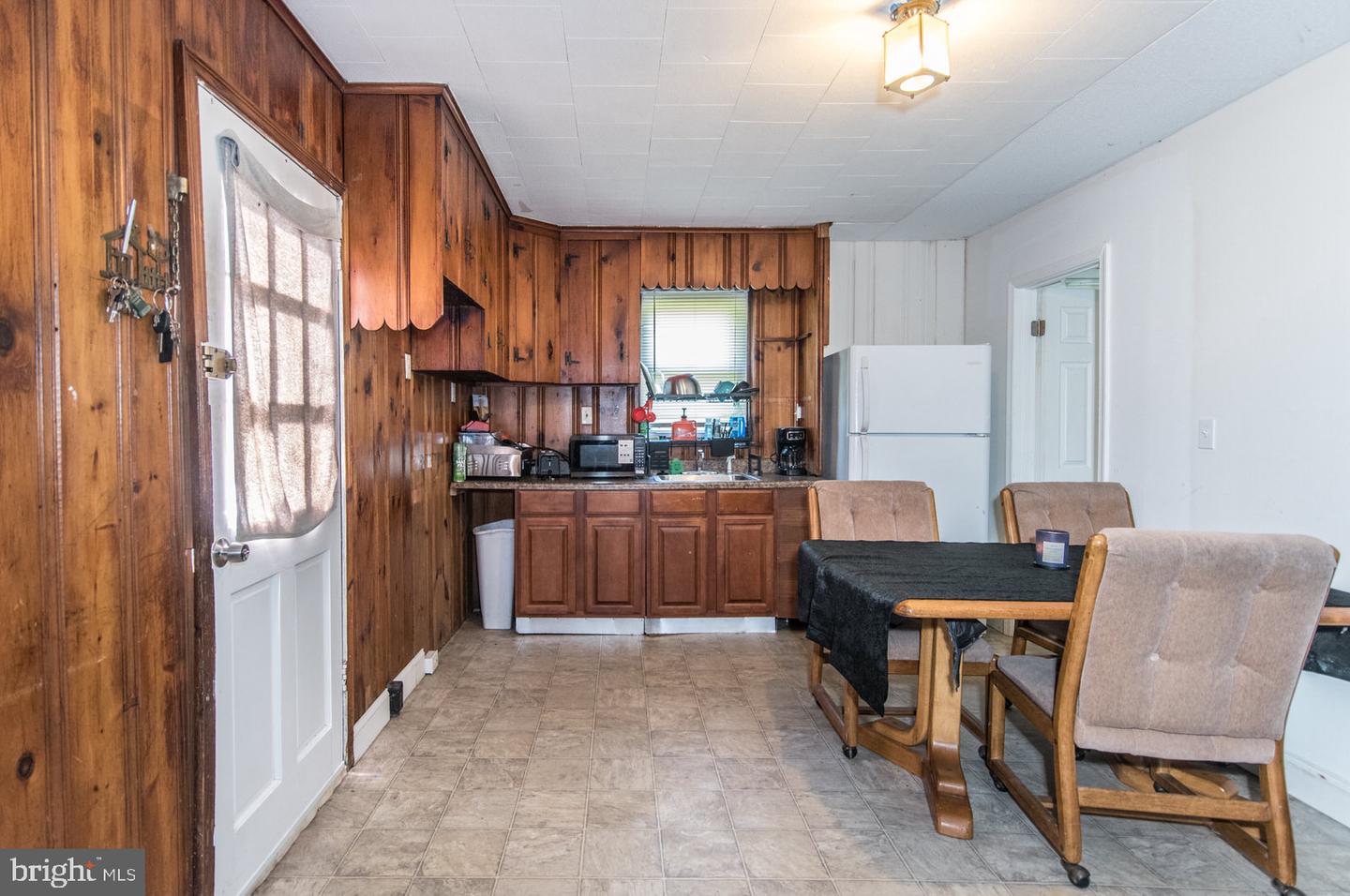 169 State Rd Property Photo 47