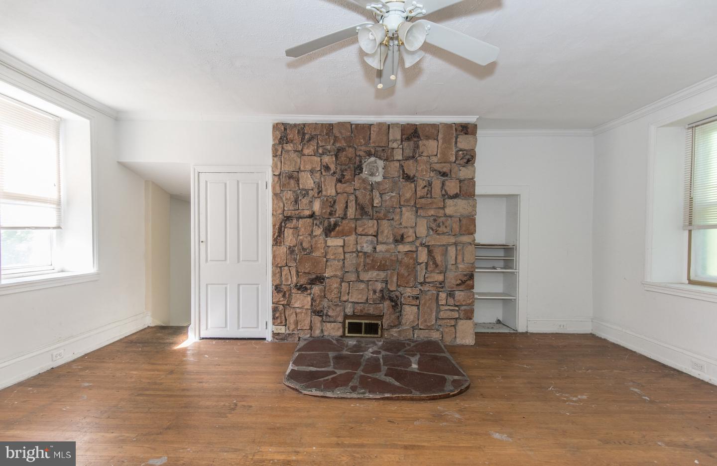 169 State Rd Property Photo 55