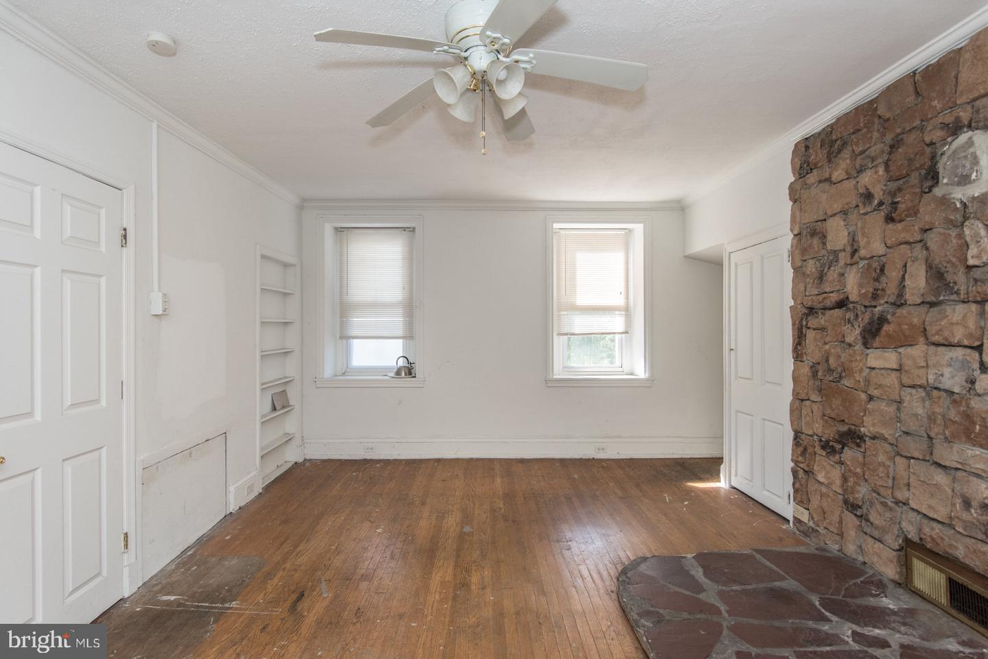 169 State Rd Property Photo 57