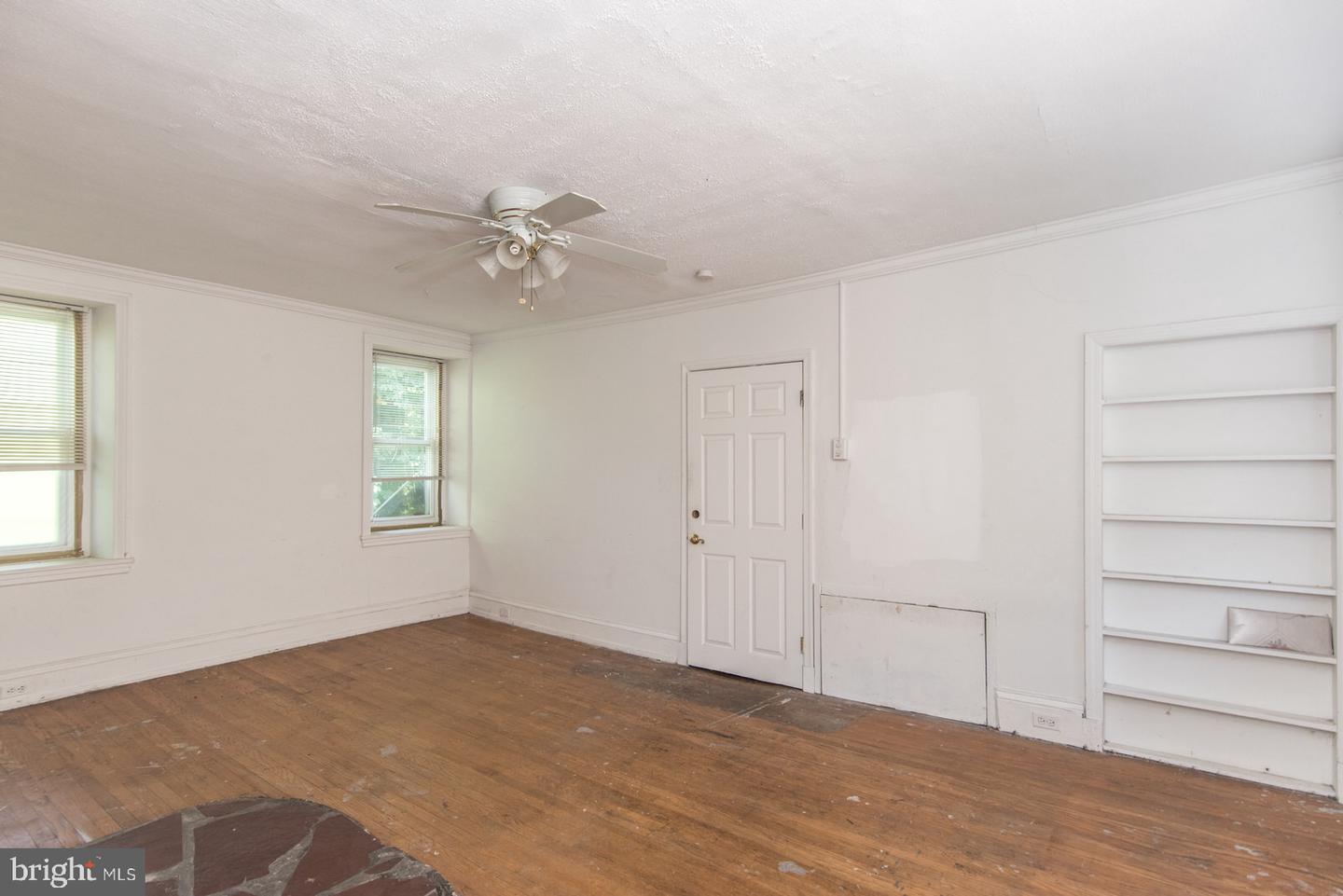 169 State Rd Property Photo 59