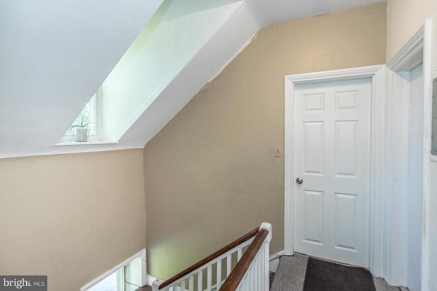 169 State Rd Property Photo 93