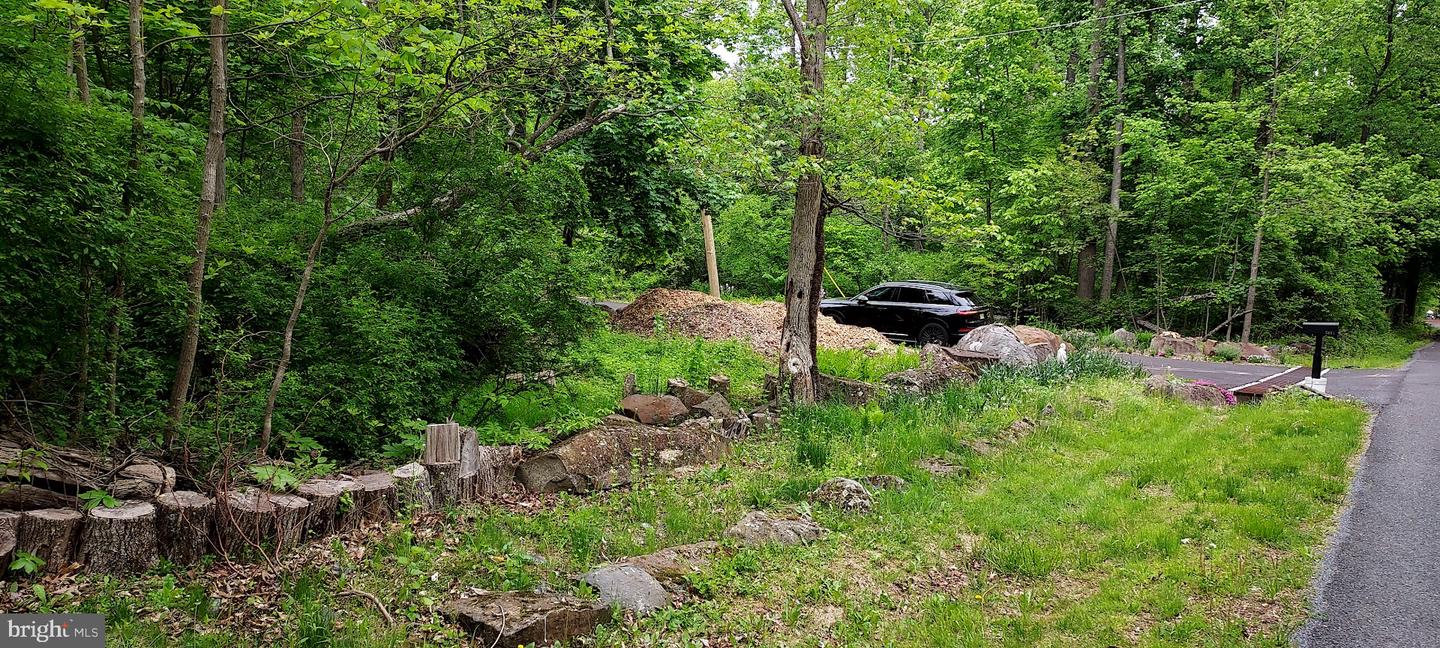 2224-a Quarry Rd Property Photo 3