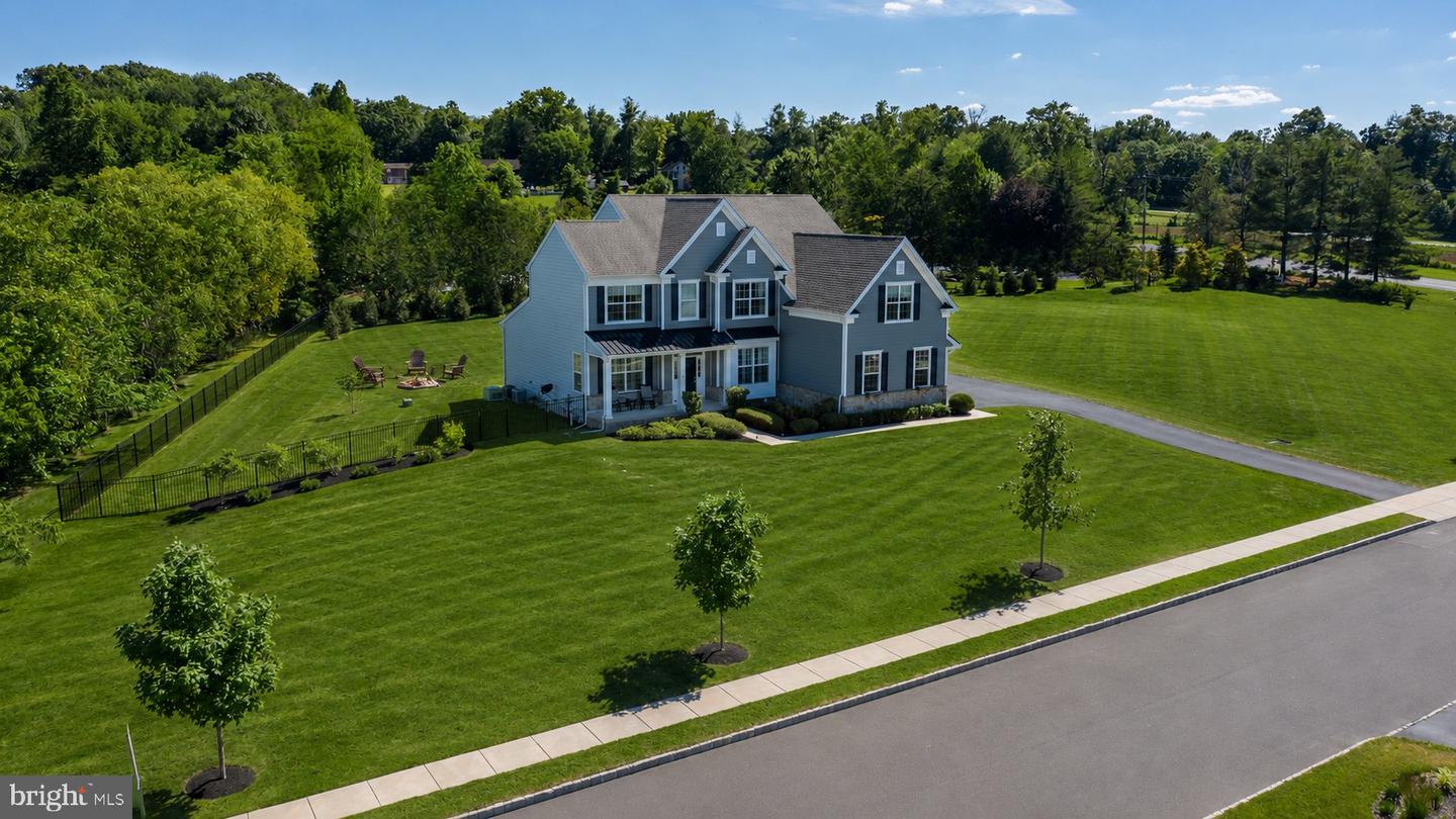 1 Bennett Ln Property Photo 48