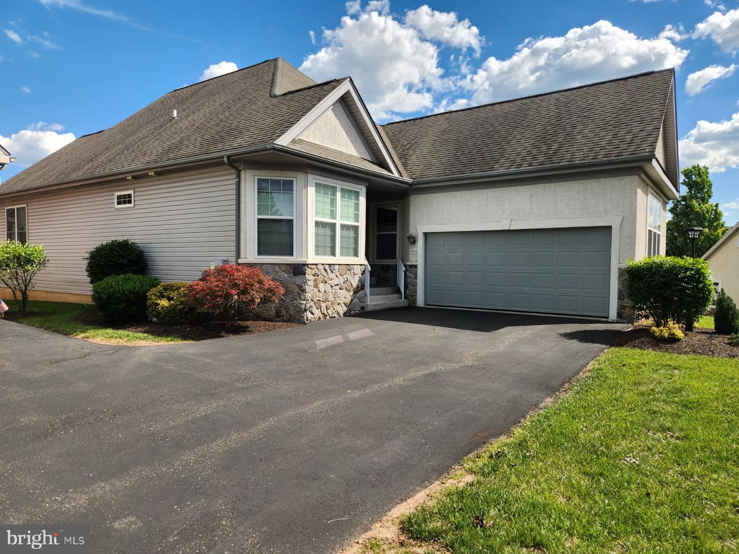 404 Prescot Ct #103 Property Photo 3