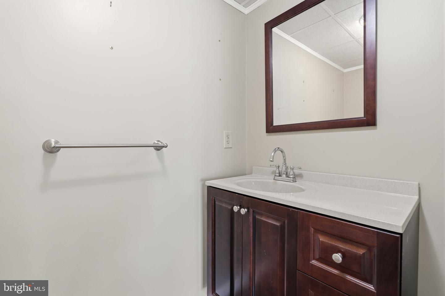 404 Prescot Ct #103 Property Photo 32