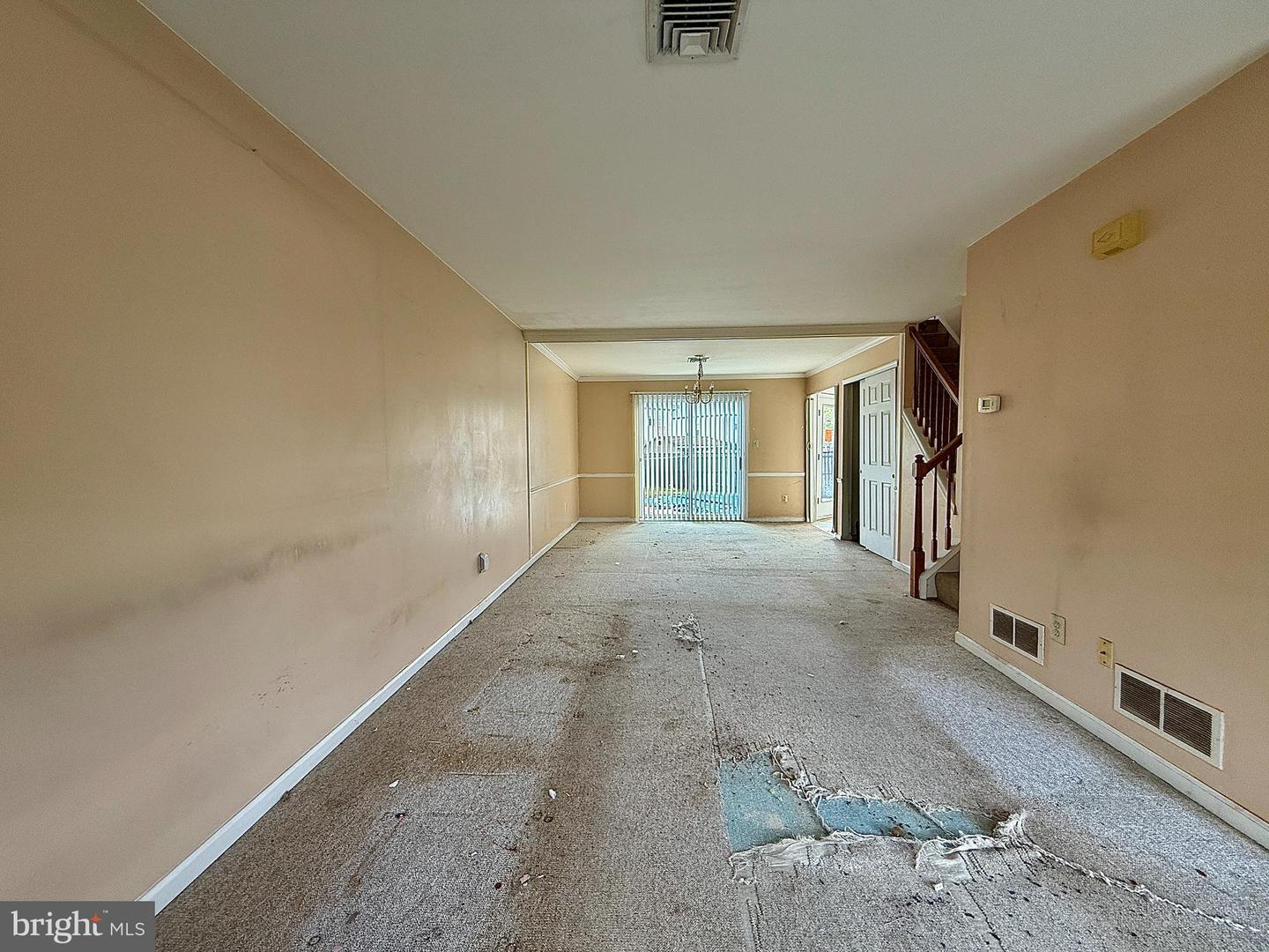 1129 School House Ln Property Photo 4