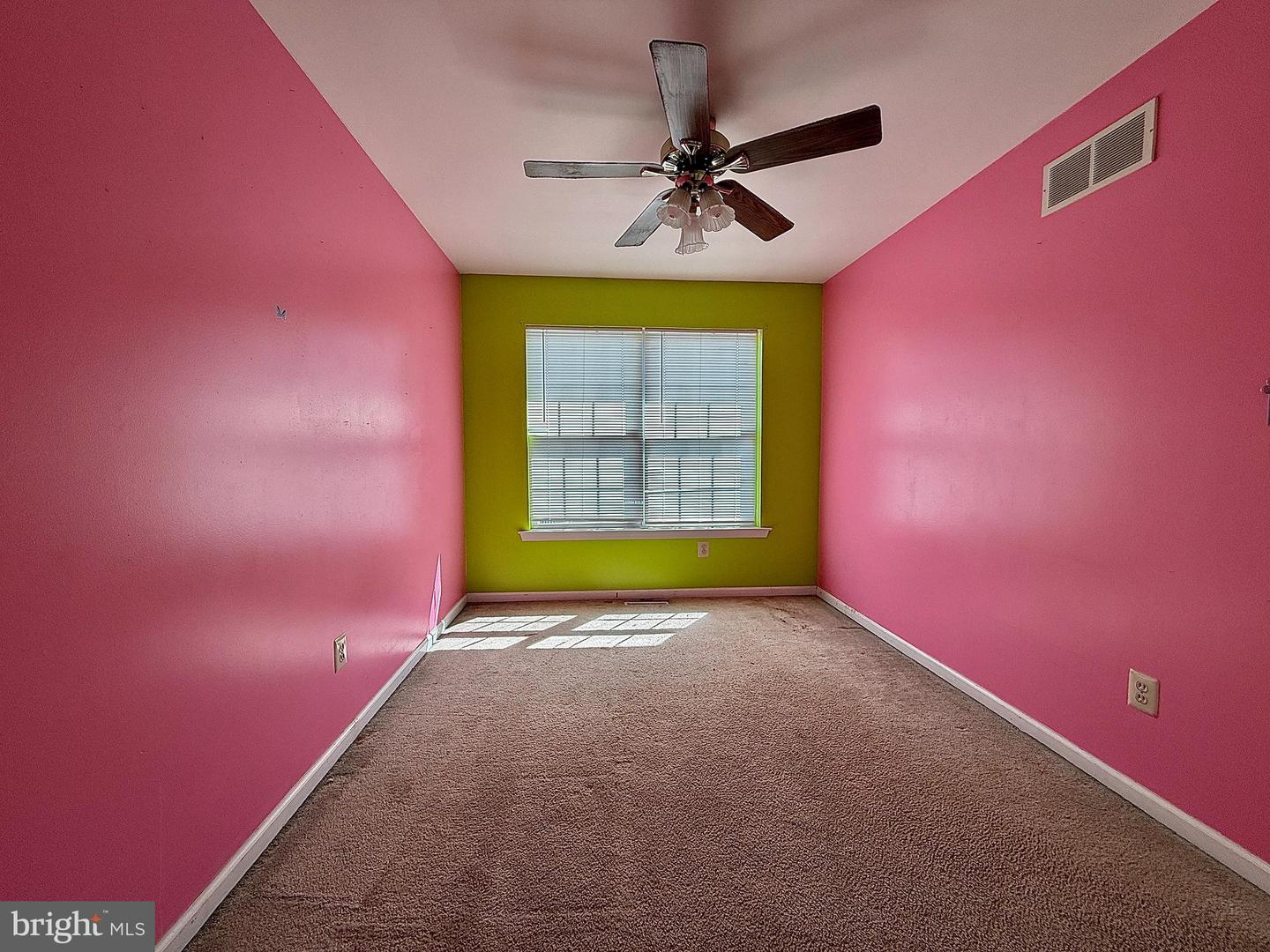 1129 School House Ln Property Photo 15