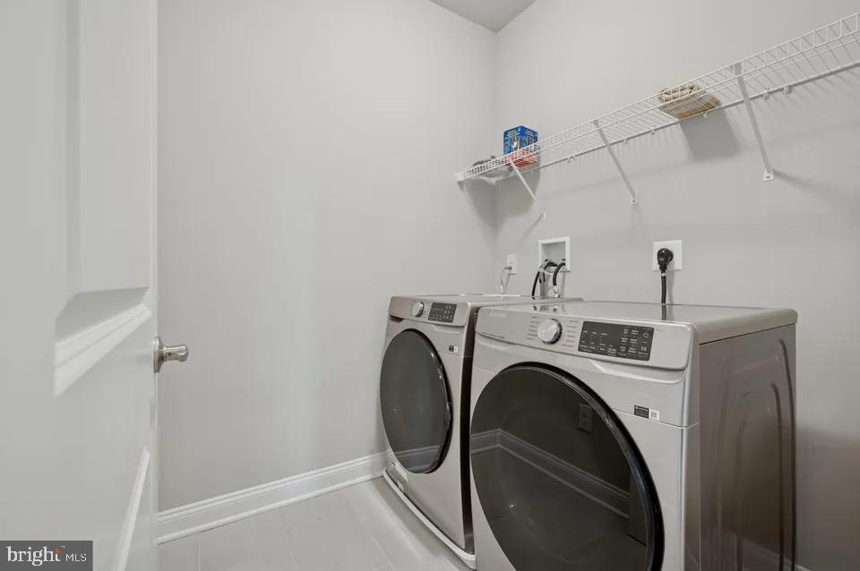 212 Foxhedge Rd Property Photo 25