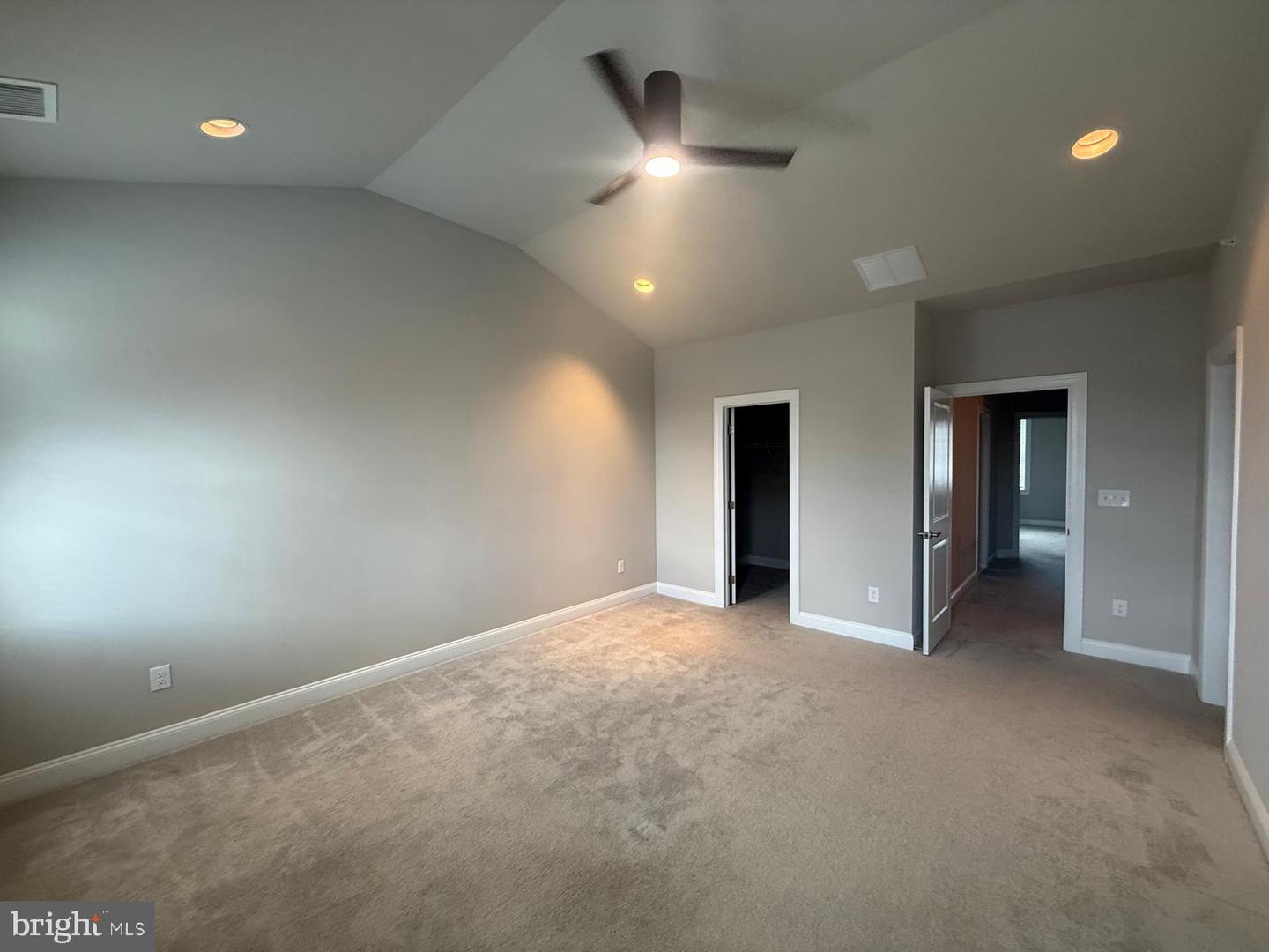 212 Foxhedge Rd Property Photo 32