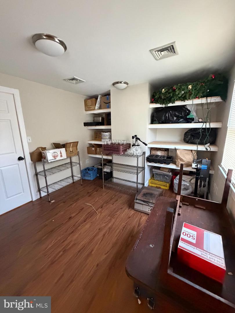 41 N Main St Property Photo 24