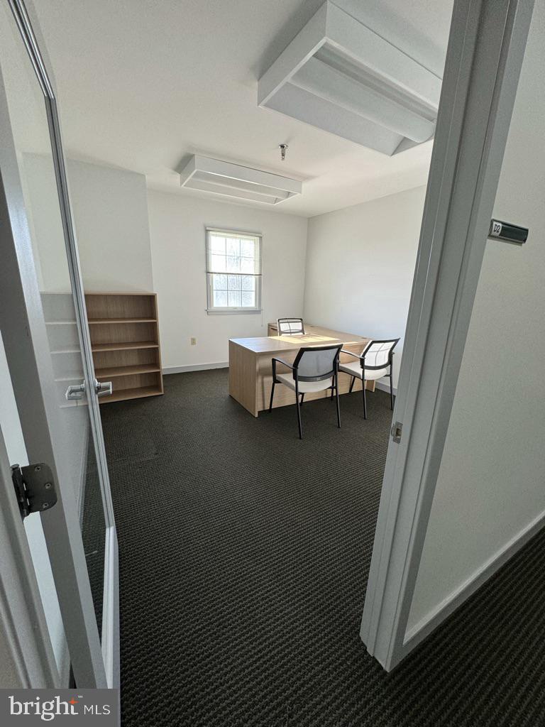 17 Blacksmith Rd #d-10 Property Photo 2