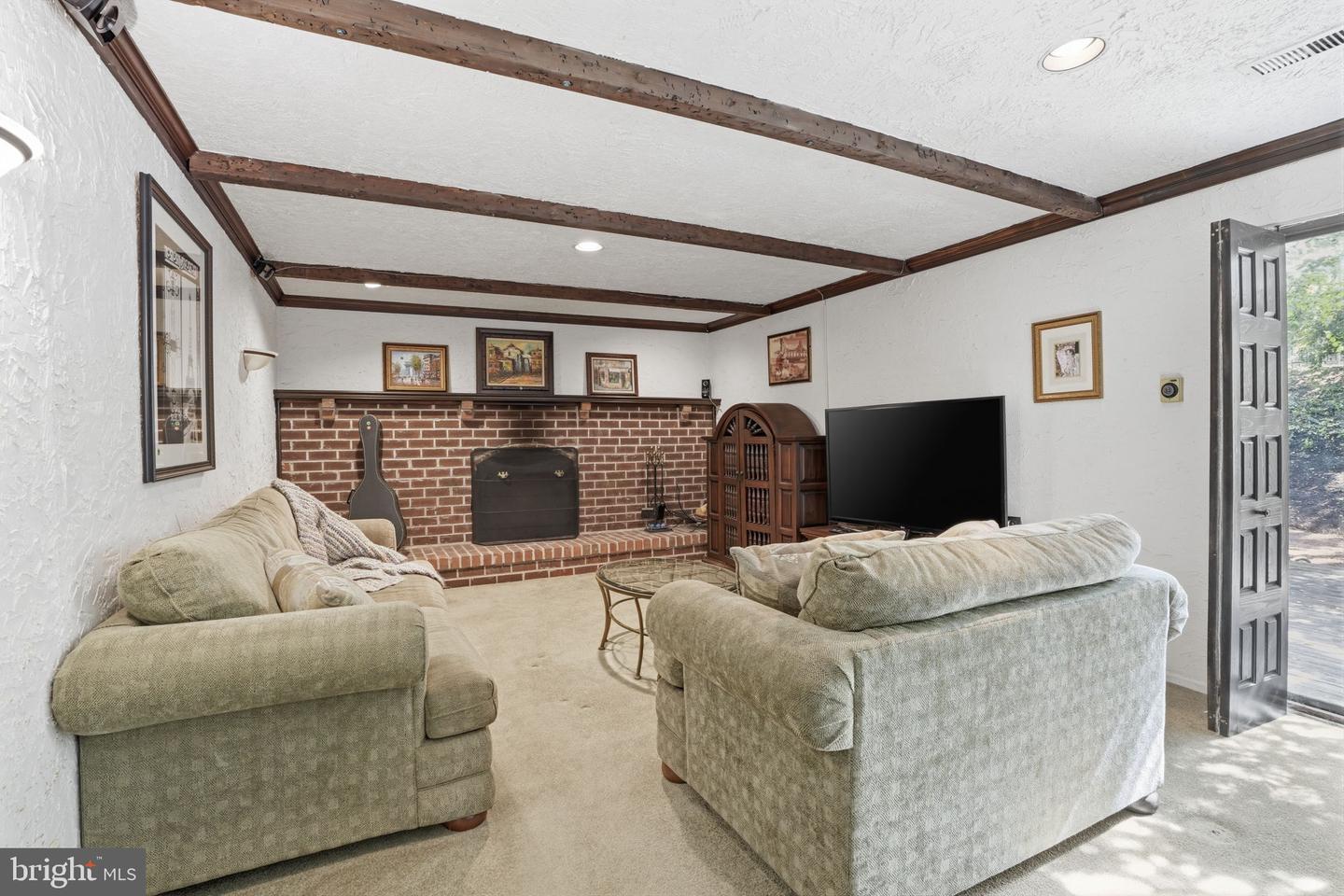 718 Bridgeview Rd Property Photo 17