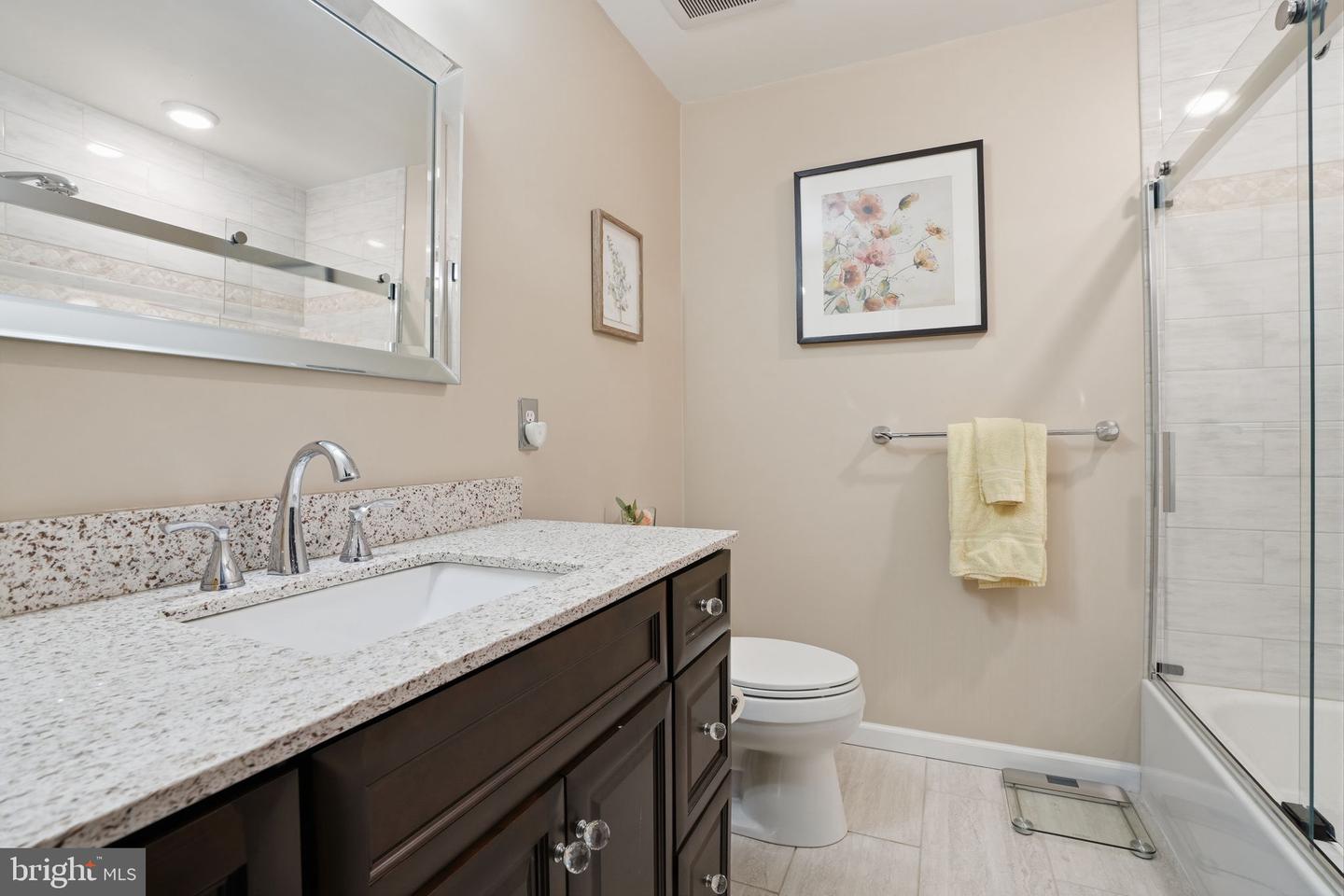 718 Bridgeview Rd Property Photo 23