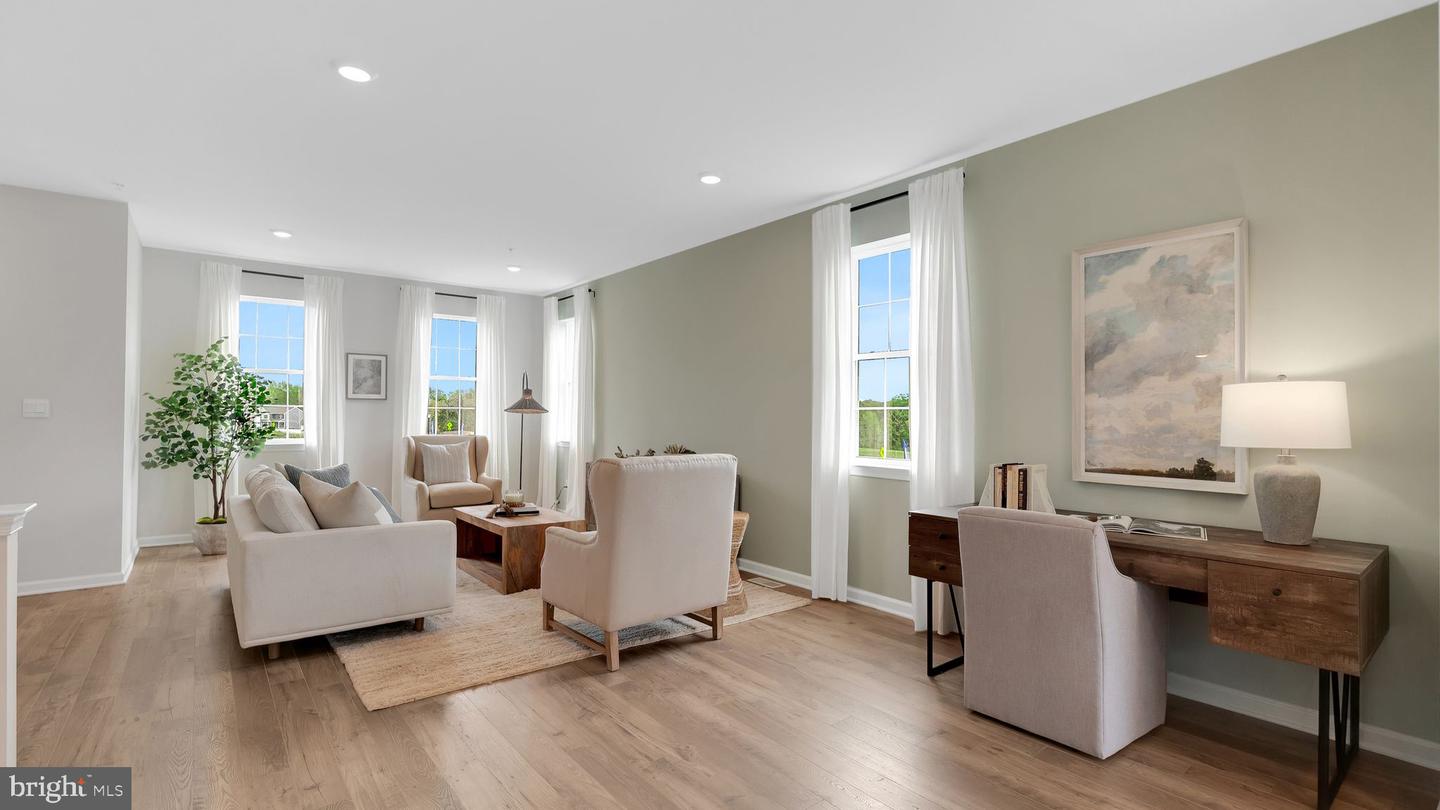 309 Lantern Court Property Photo 10