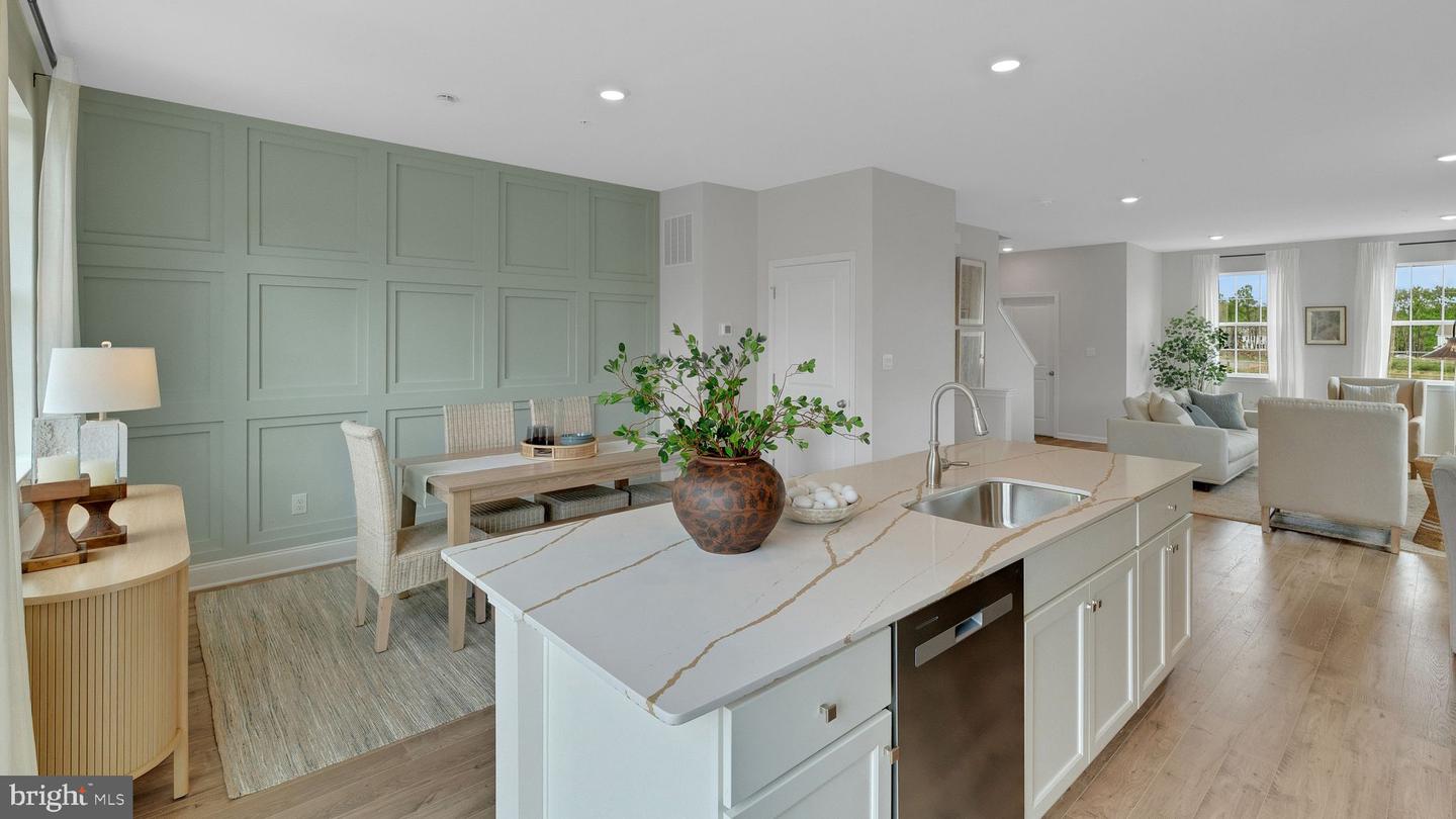 309 Lantern Court Property Photo 12