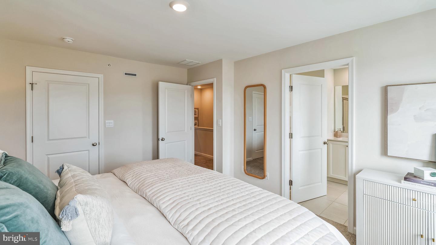 309 Lantern Court Property Photo 21