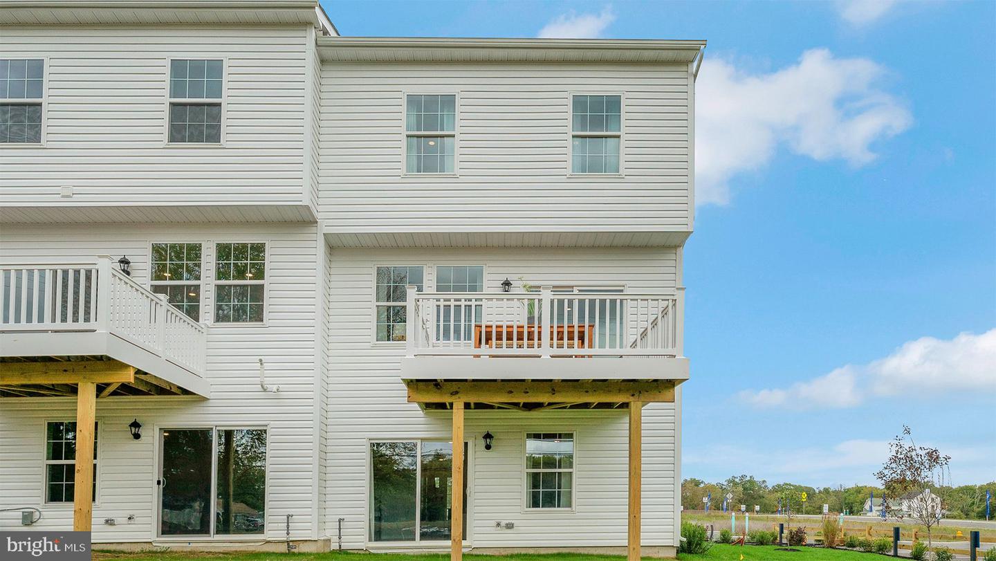 309 Lantern Court Property Photo 29