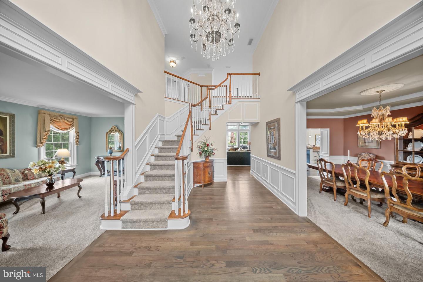 4 Copperleaf Ct Property Photo 5