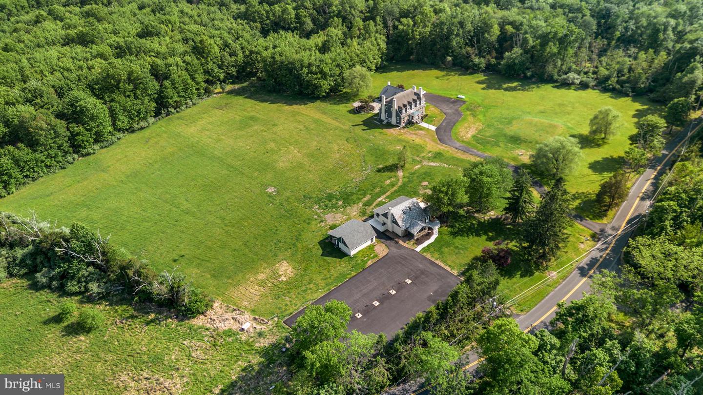 327 Geigel Hill Rd Property Photo 11