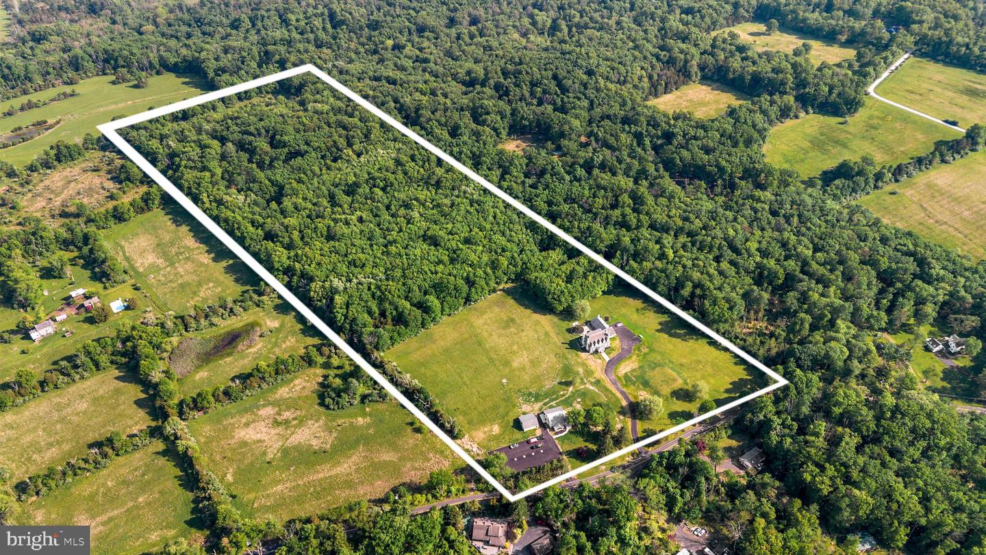 327 Geigel Hill Rd Property Photo 12