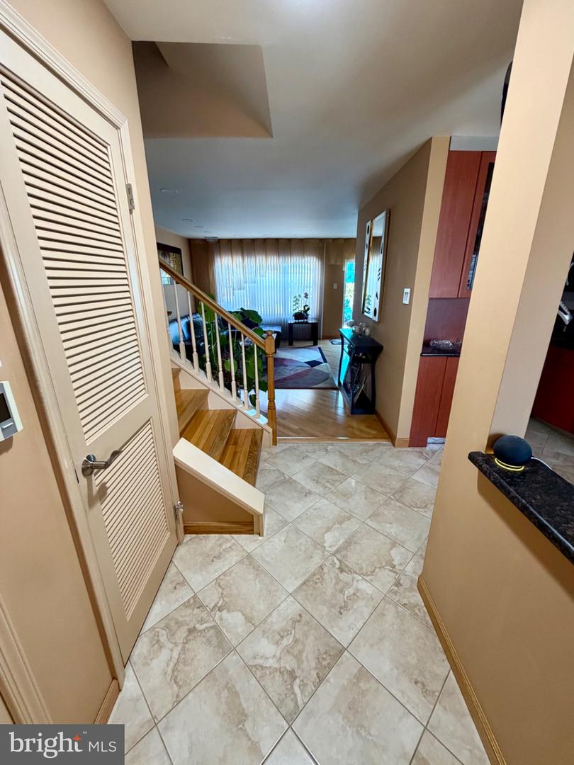 2703 Sterling Rd Property Photo 6