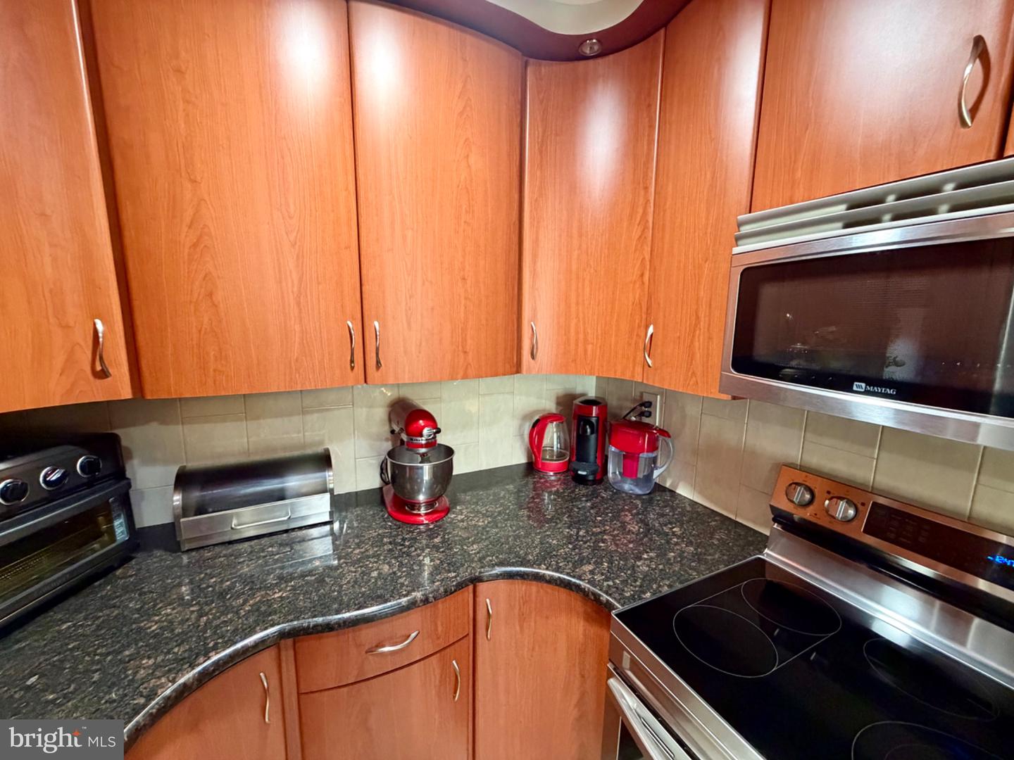 2703 Sterling Rd Property Photo 12