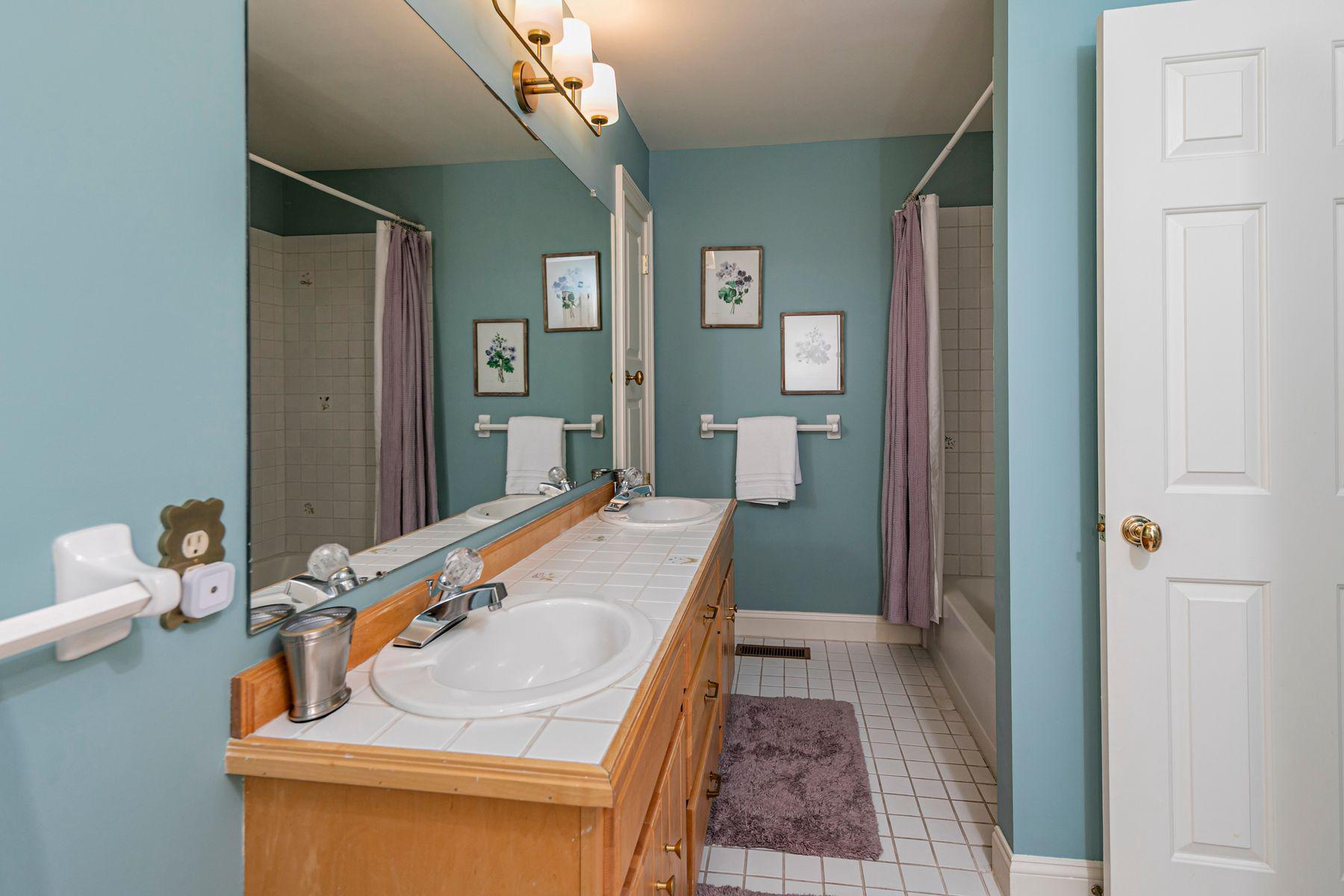 12 Crestwood Cir Property Photo 58