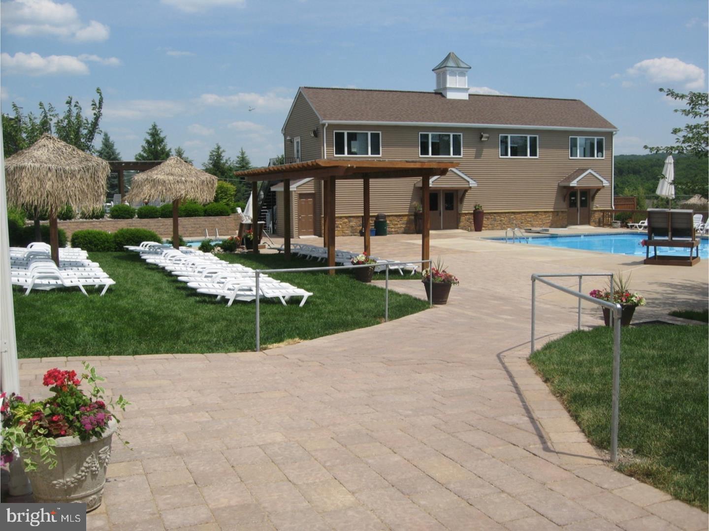 27-b Darien #27b Property Photo 29