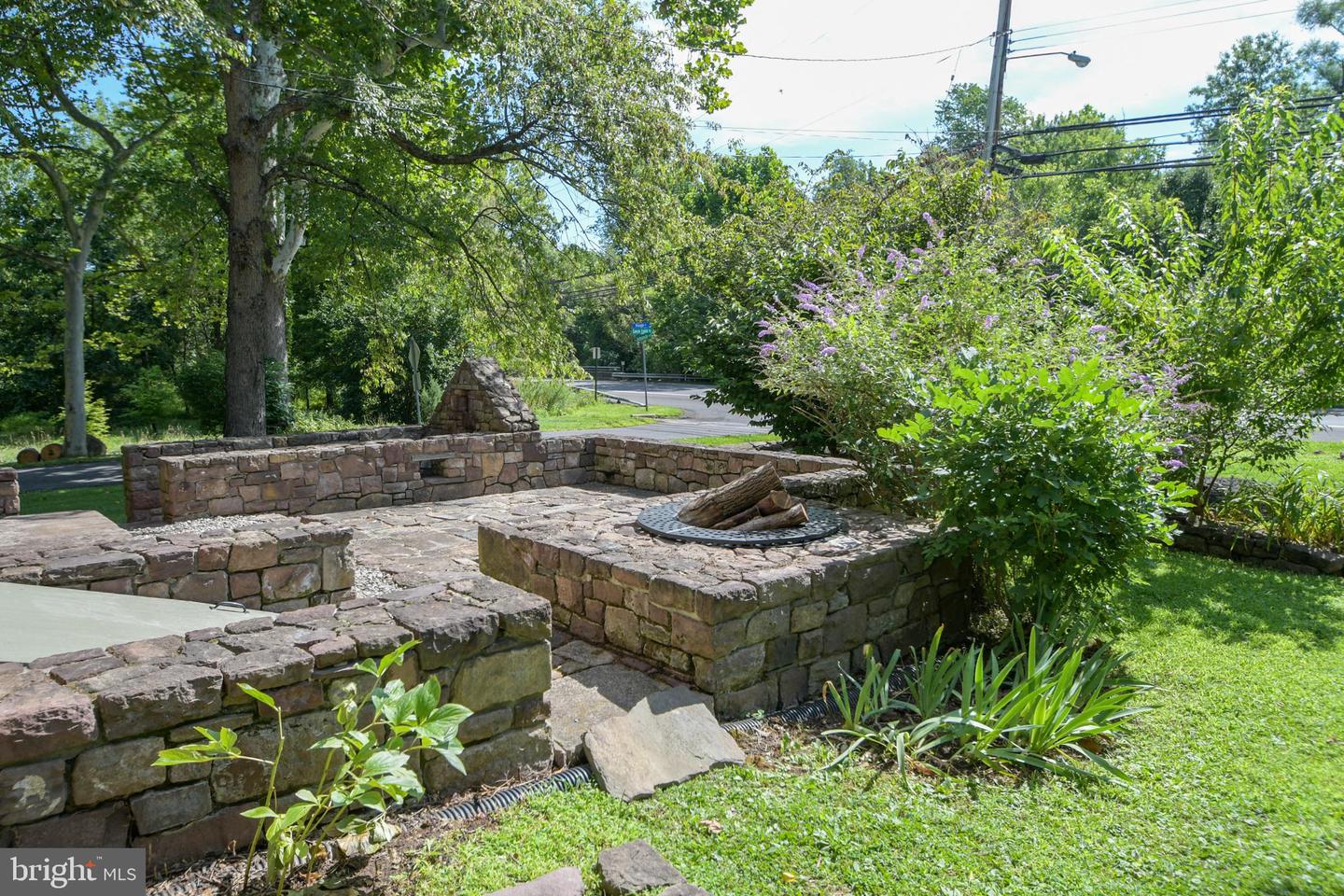657 Jacksonville Rd Property Photo 20