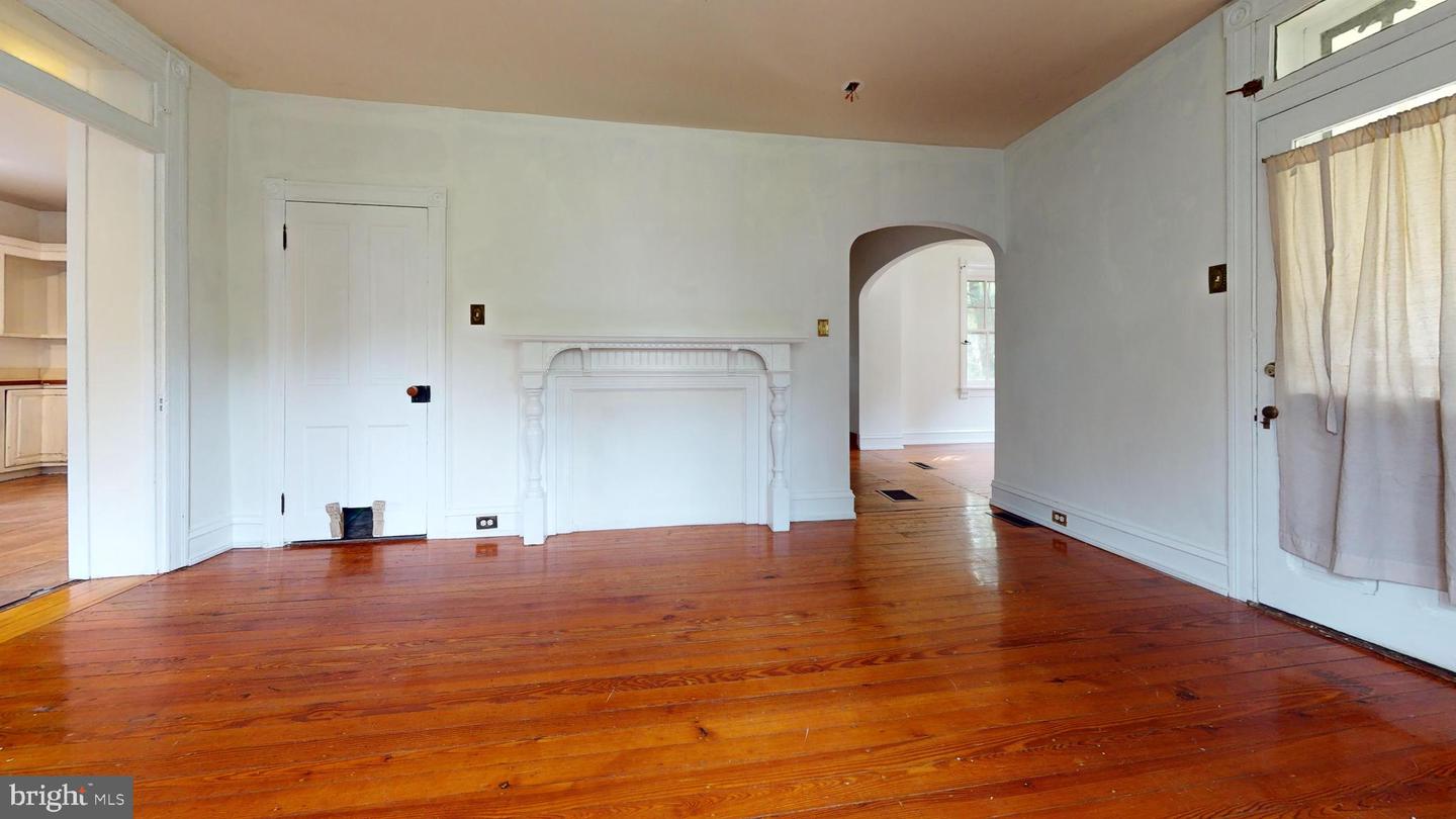 3162 Bedminster Rd Property Photo 6