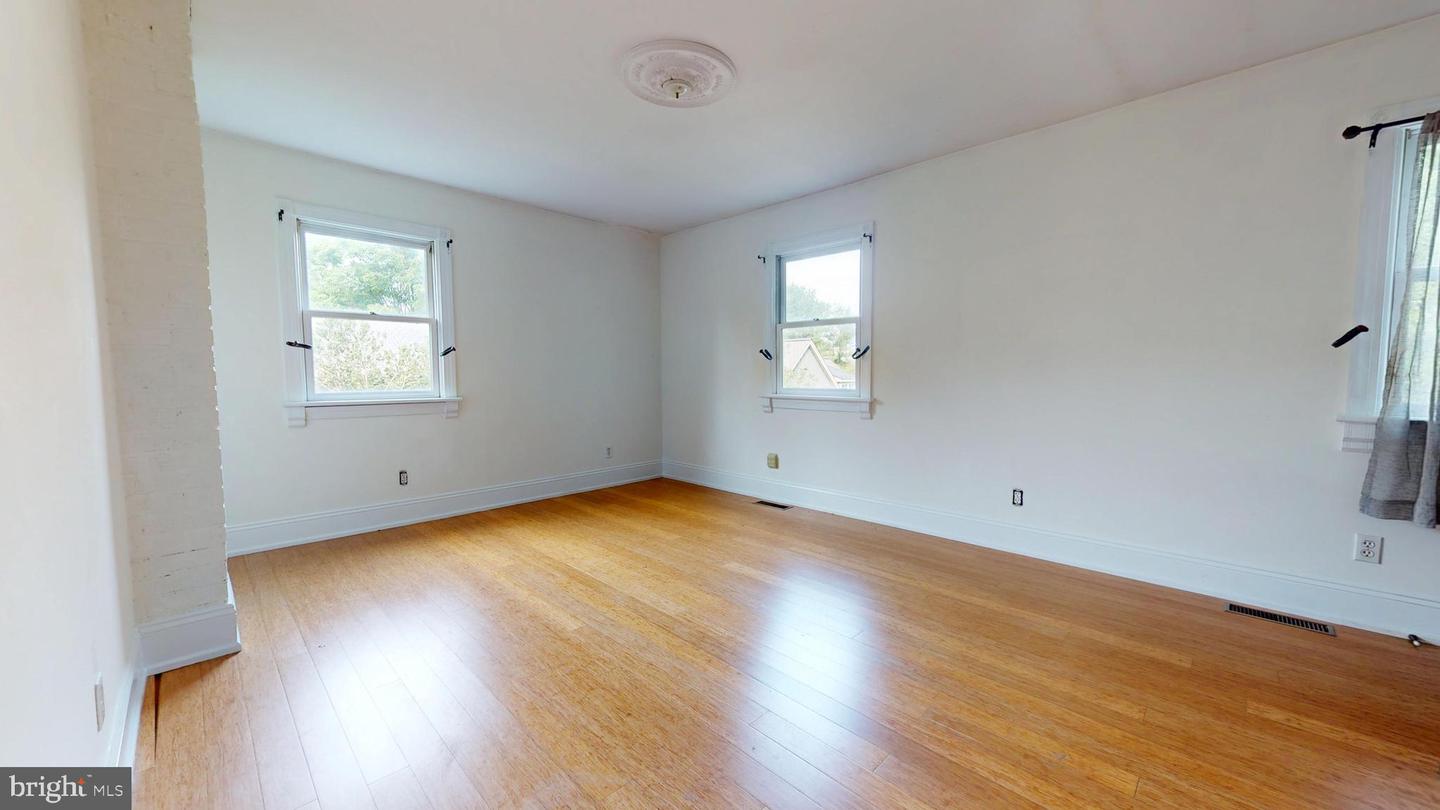 3162 Bedminster Rd Property Photo 17